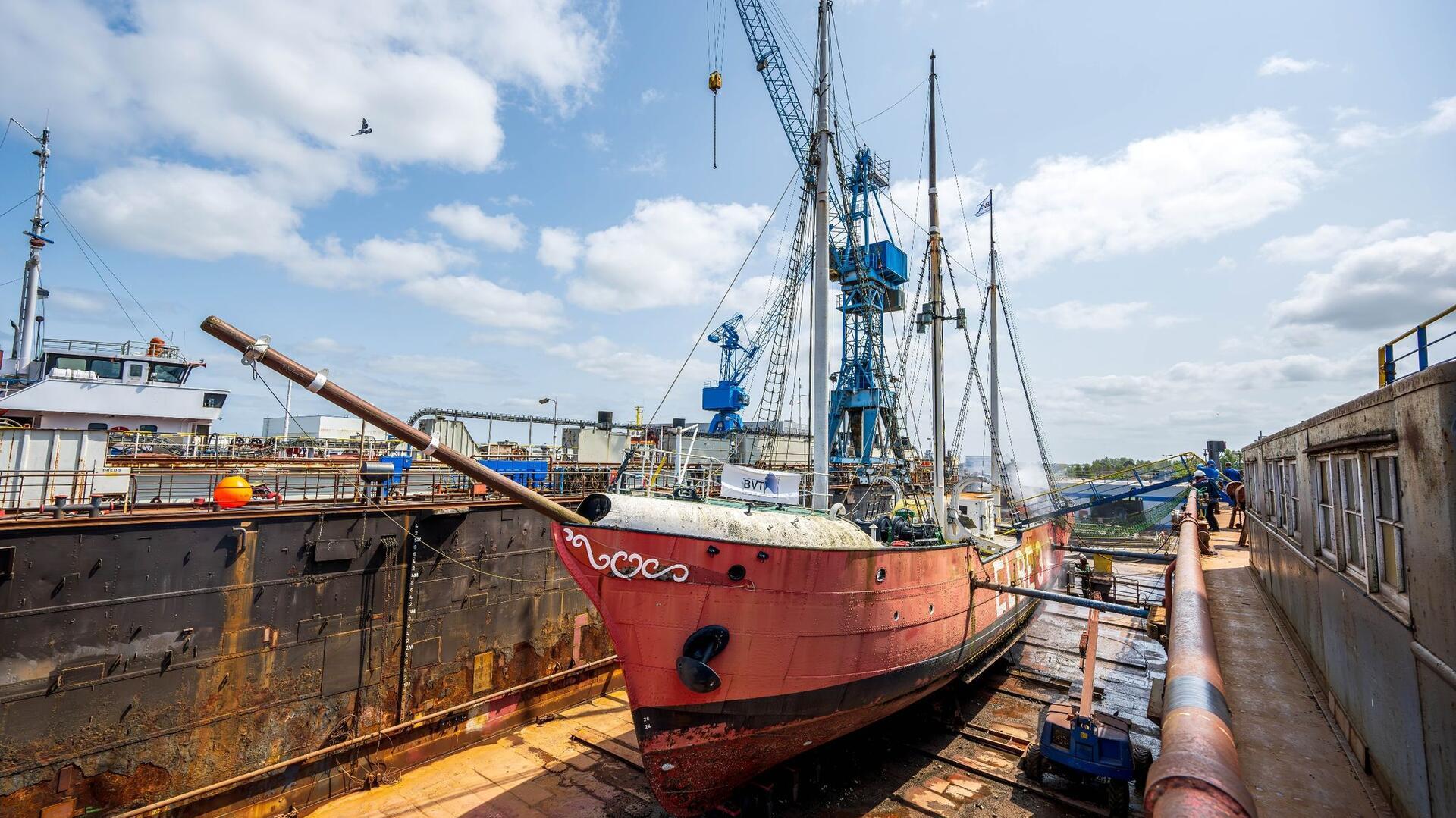  Das marode Feuerschiff «Elbe 3» aus dem Bestand des Deutschen Schifffahrtsmuseums in Bremerhaven liegt immer noch im Dock der Bredo-Werft.