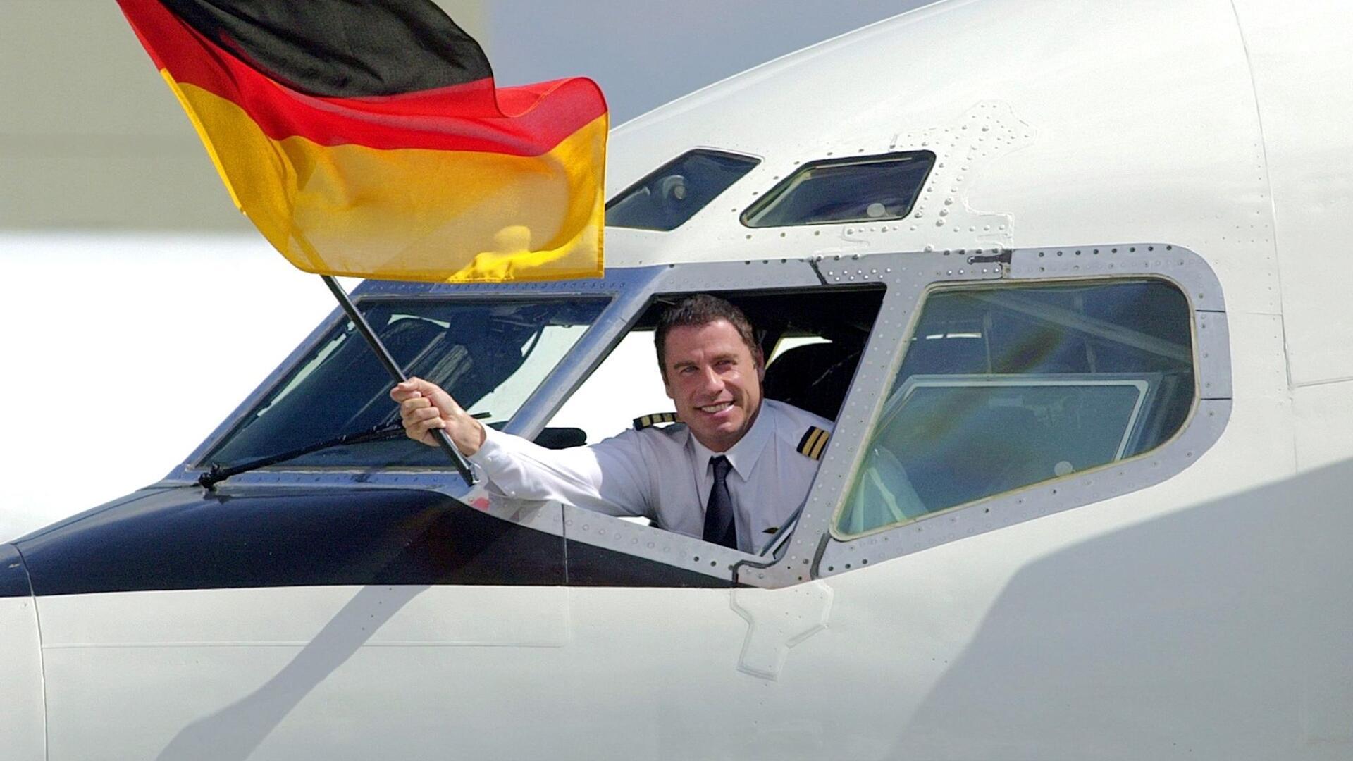 Als begeisterter Pilot hebt John Travolta gerne ab.