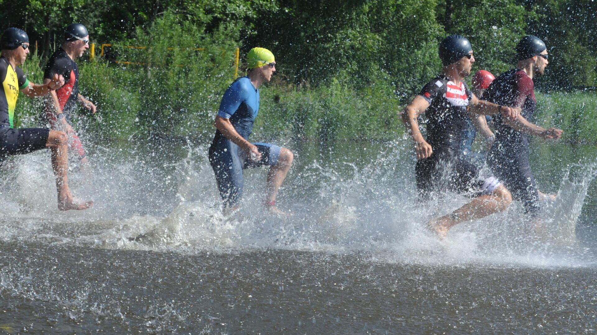 Am 9. Juni geht’s wieder in den Vörder See. In Bremervörde findet der 2. Oste-Triathlon statt. In diesem Jahr wird auch die Olympische Distanz angeboten.