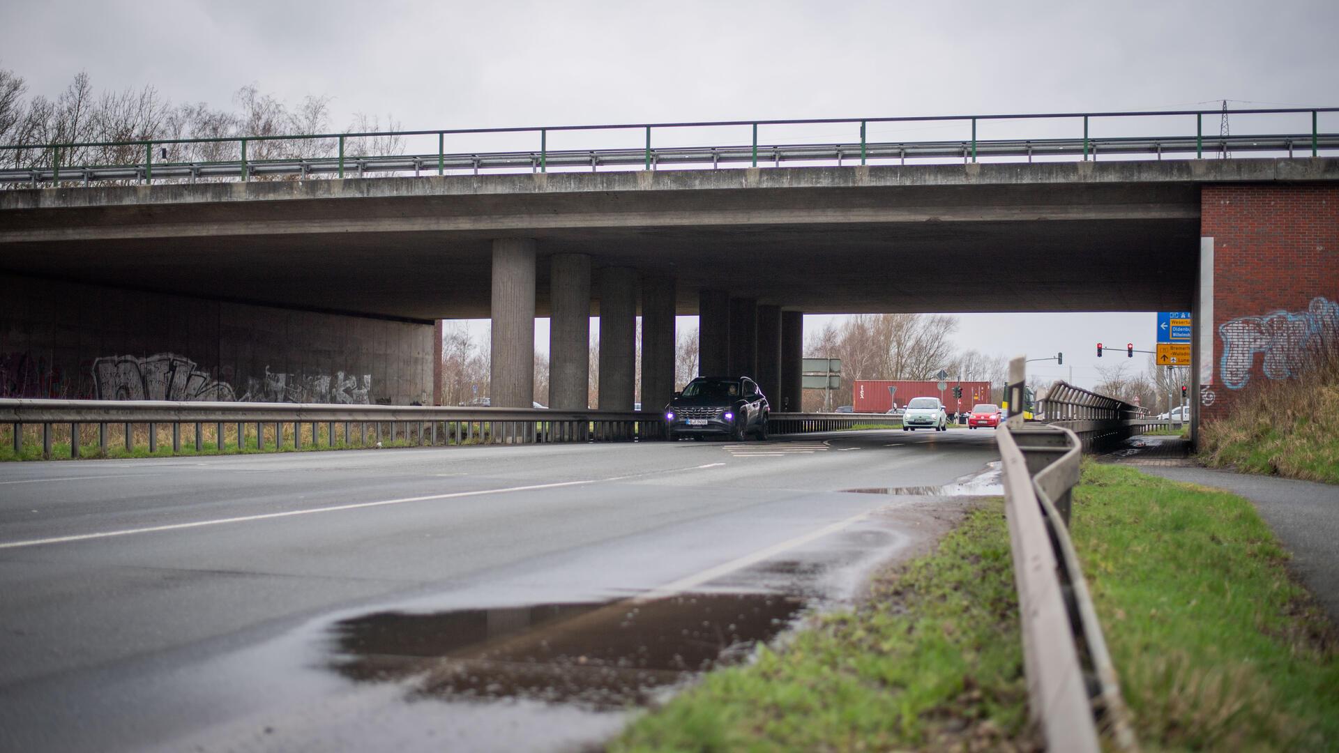 An der Autobahn-Anschlussstelle Bremerhaven-Wulsdorf beginnen im April die Arbeiten für den Neubau der A27-Brücke über die B71.