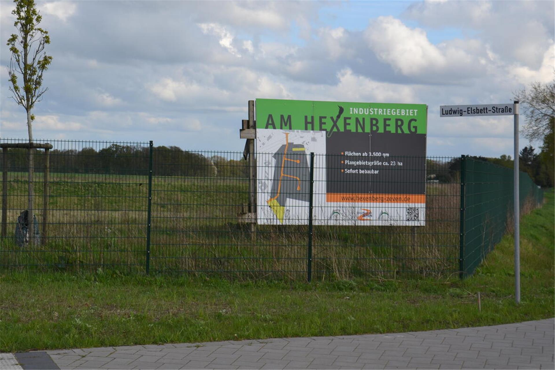 An der Ludwig-Elsbett-Straße auf dem Hexenberg in Aspe tut sich etwas.