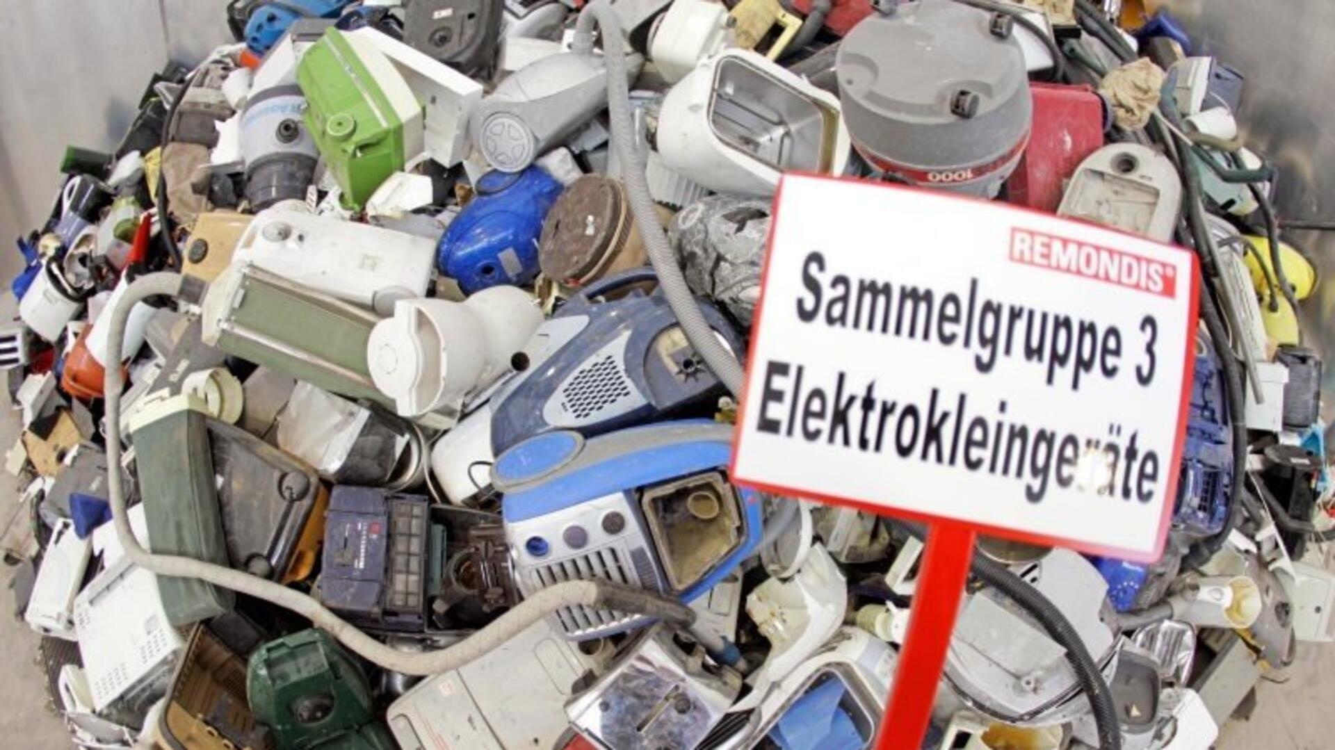 Auch Elektrokleingeräte können beim Schadstoffmobil abgegeben werden.