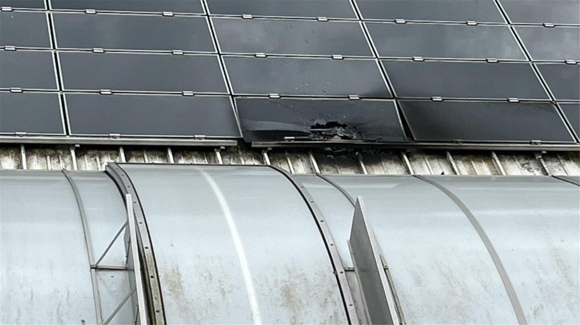 Abgebranntes Solarpanel