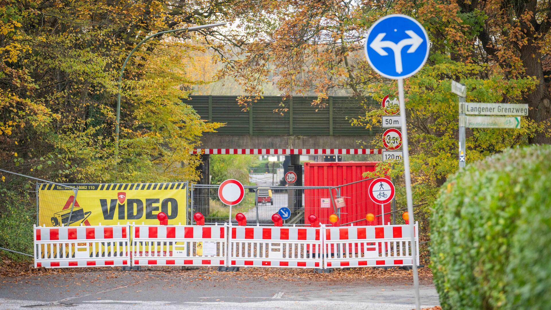 Baustelle an der Bahnunterführung in der Straße Im Gandersefeld in Bremerhaven-Lehe.