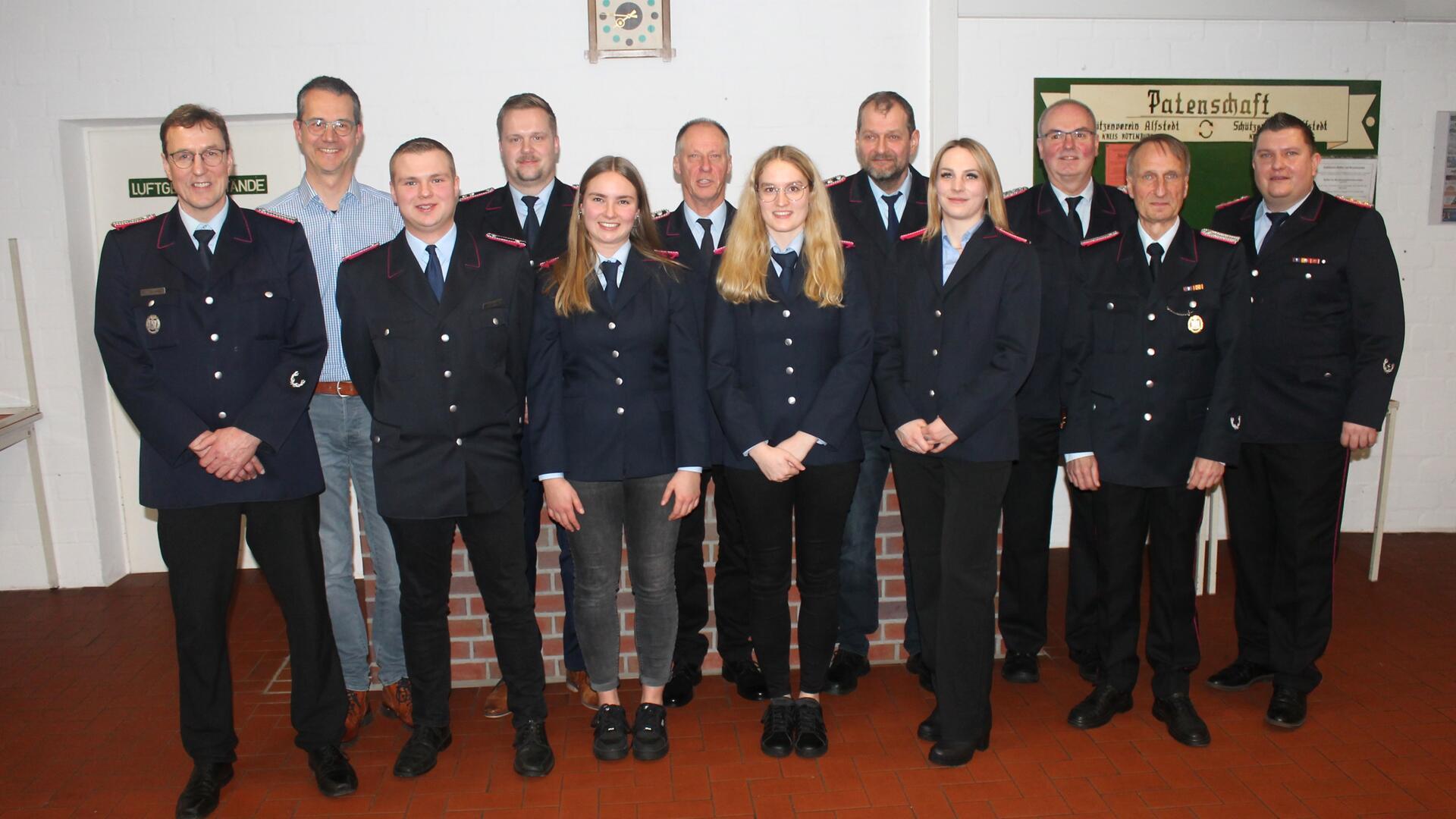 Bei der Freiwilligen Feuerwehr Alfstedt gab es einige Beförderungen und Auszeichnungen.