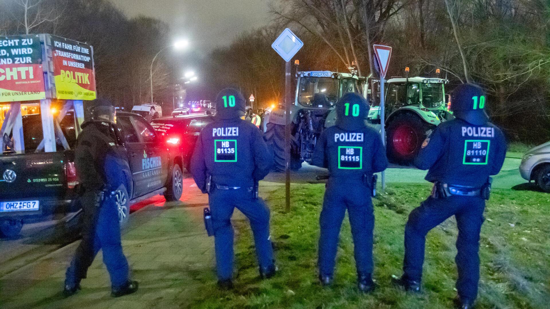 Bei einer Blockade an der Wurster Straße in Bremerhaven Anfang Februar eskalierte die Situation, als die Teilnehmer nicht bereit waren, diese aufzulösen.