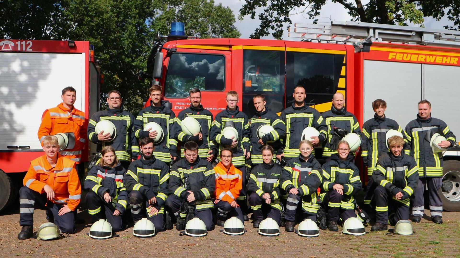 Die neuen Einsatzkräfte für die Feuerwehren der Stadt Geestland