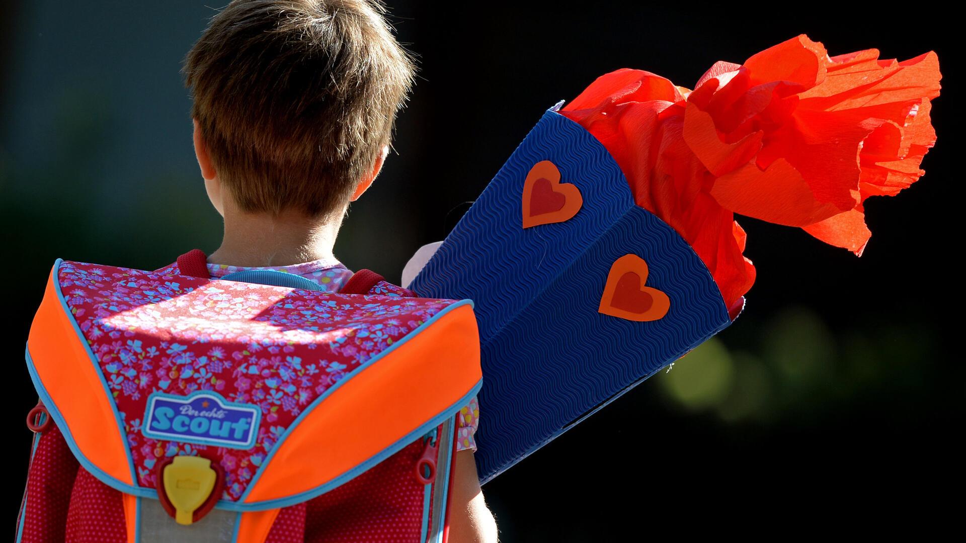 Bremerhavener Kinder, die ab kommendem Sommer zur Schule gehen, müssen jetzt von ihren Eltern bei den Grundschulen angemeldet werden.