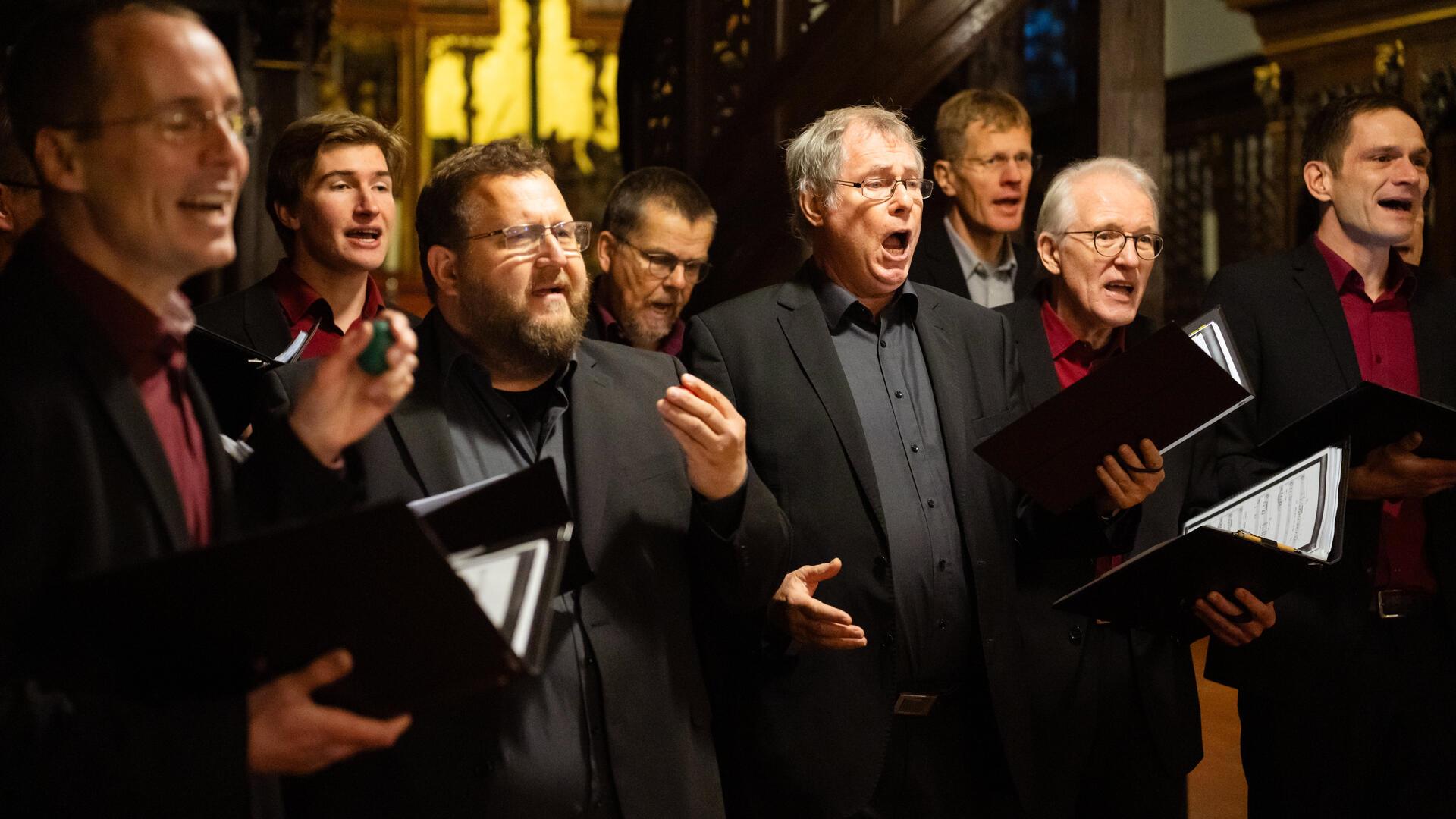 Das A-Cappella-Herren-Ensemble "Taktlos" besteht unter Leitung Ilia Bilenkos seit 30 Jahren und lädt am 5. Mai zu einem "Jubiläumskonzert" ein.