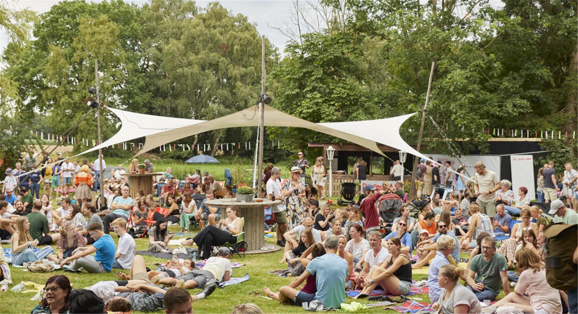 Das Festival „Für Hilde“ steht für eine entspannte Atmosphäre auf den Rammewiesen bei Wohnste.