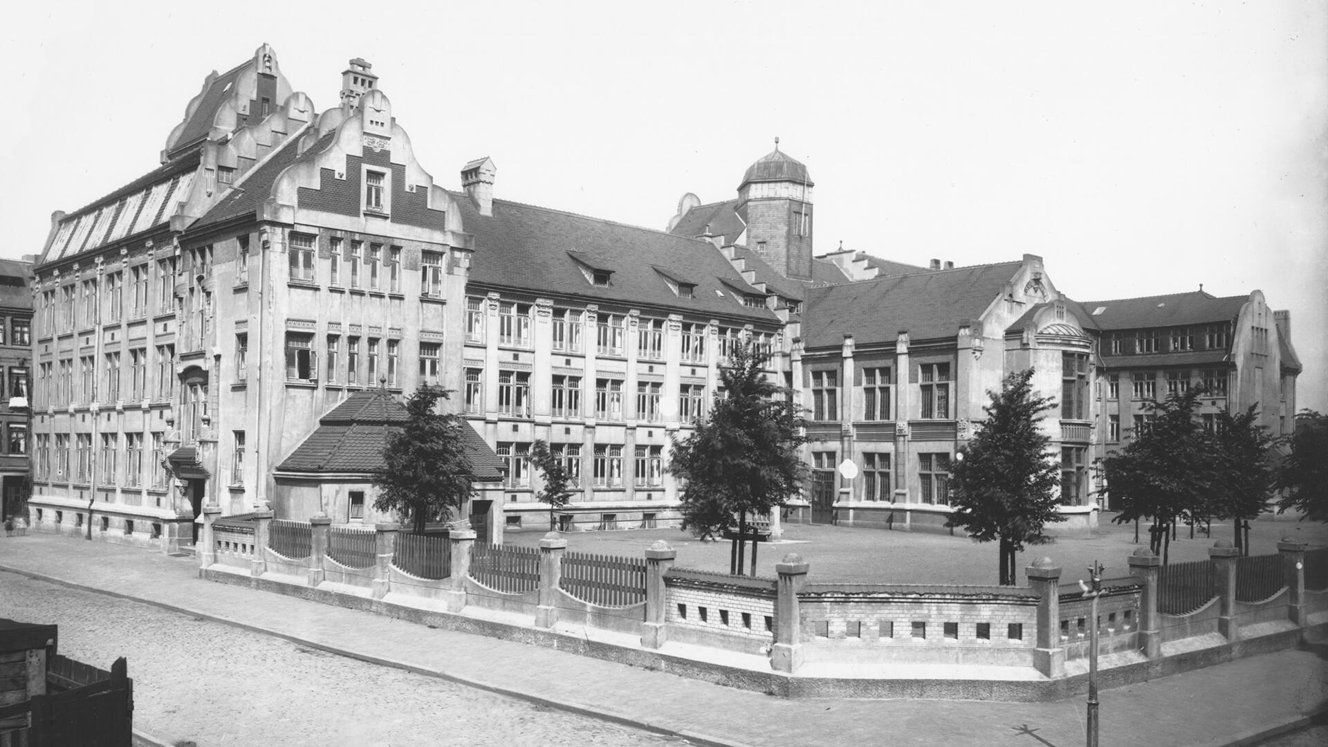 Die Vortrag ehemalige Körnerschule in Lehe um 1915