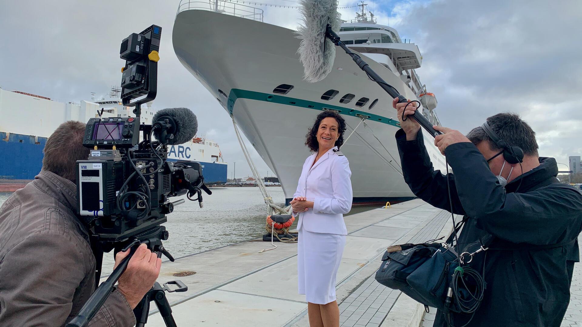 Das Traumschiff kommt regelmäßig nach Bremerhaven. Auch Stars wie Barbara Wussow gehen hier an Bord.