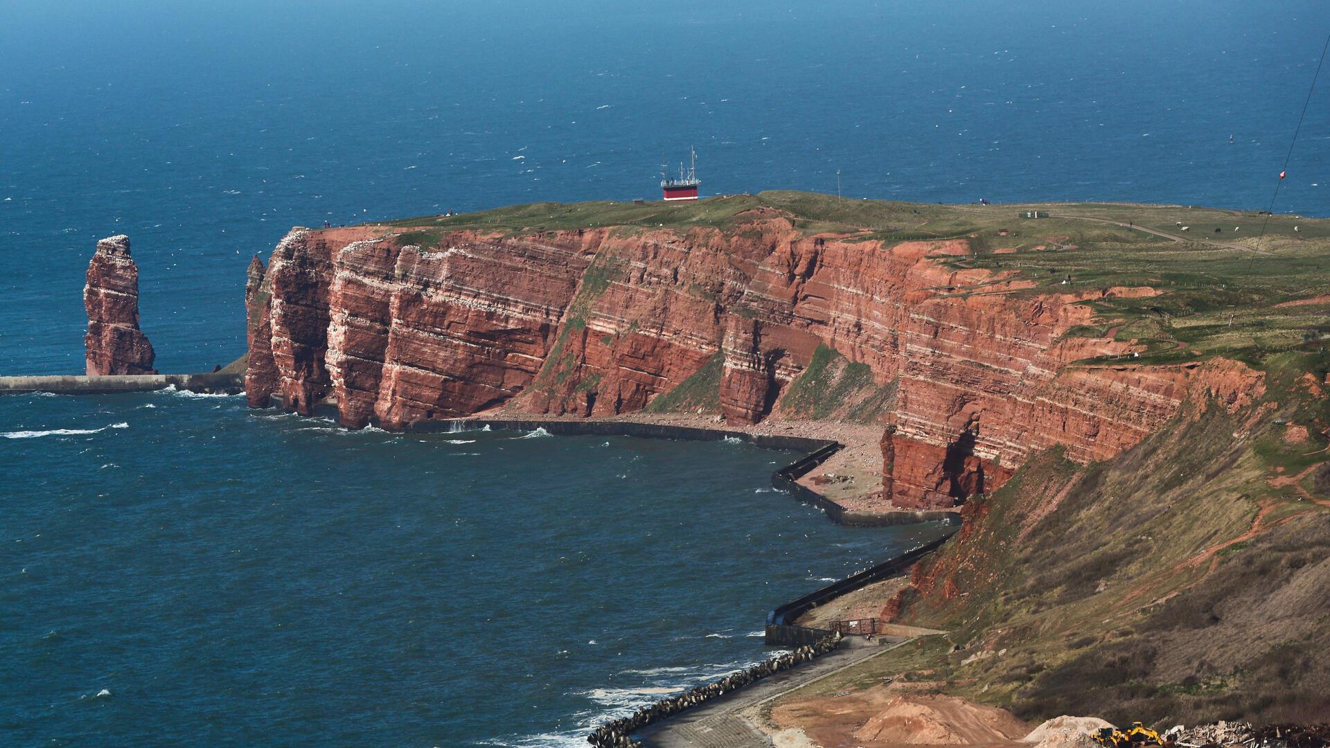 Blick auf die Hochseeinsel Helgoland.