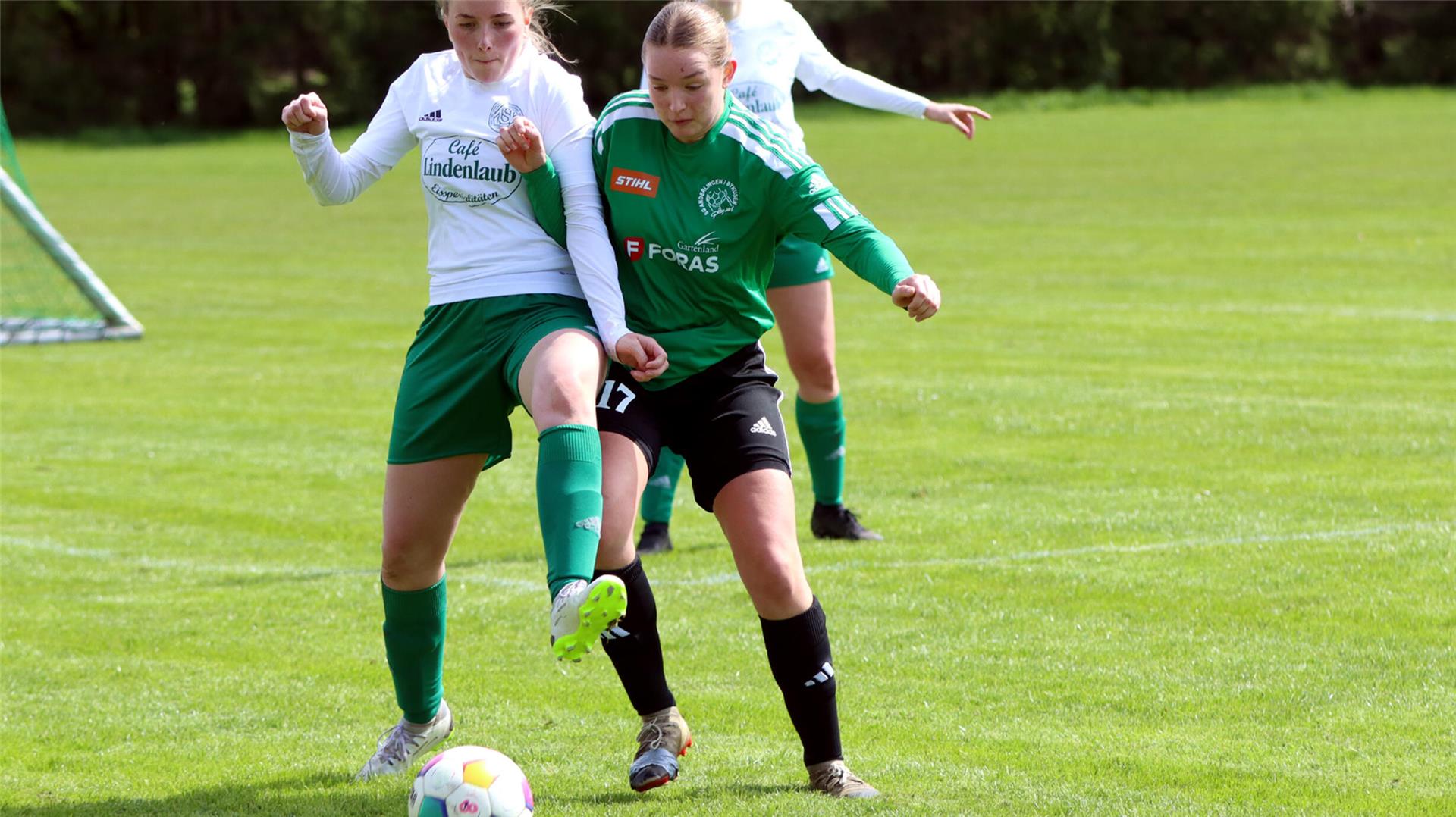 Den Schlusspunkt zum 4:0-Sieg setzte Lilli Brunckhorst (re.).