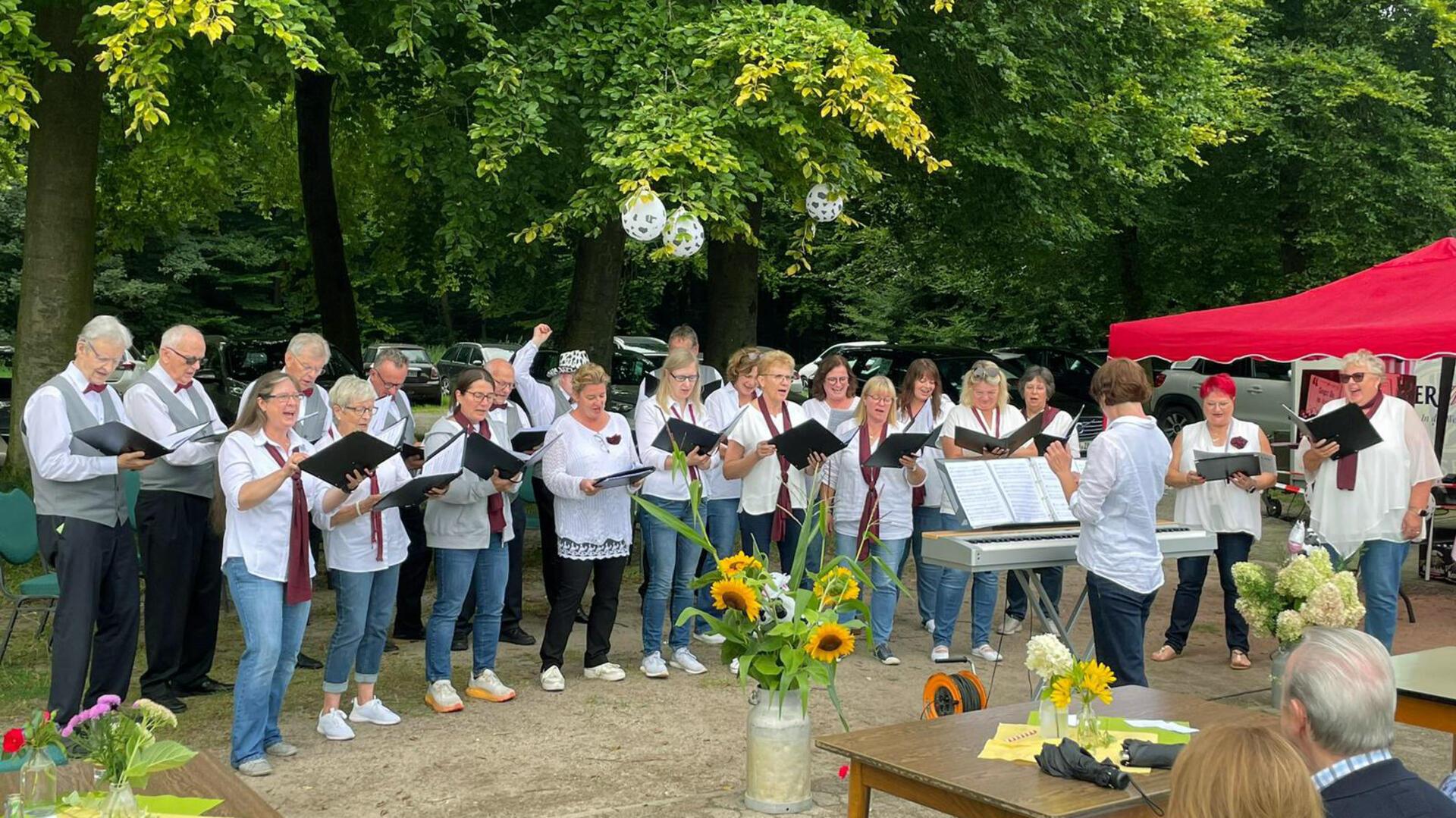 Der erste Frühschoppen des Kuhstedter Chores belCanto wurde zu einer Erfolgsgeschichte - eine Fortsetzung ist bereits beschlossene Sache.