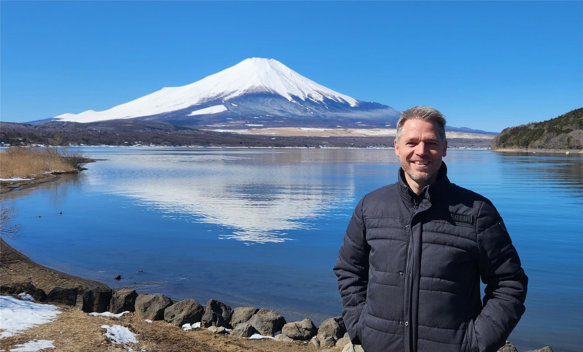 Der gebürtige Schiffdorfer Axel Karpenstein ist Leiter der DAAD-Außenstelle in Japan.