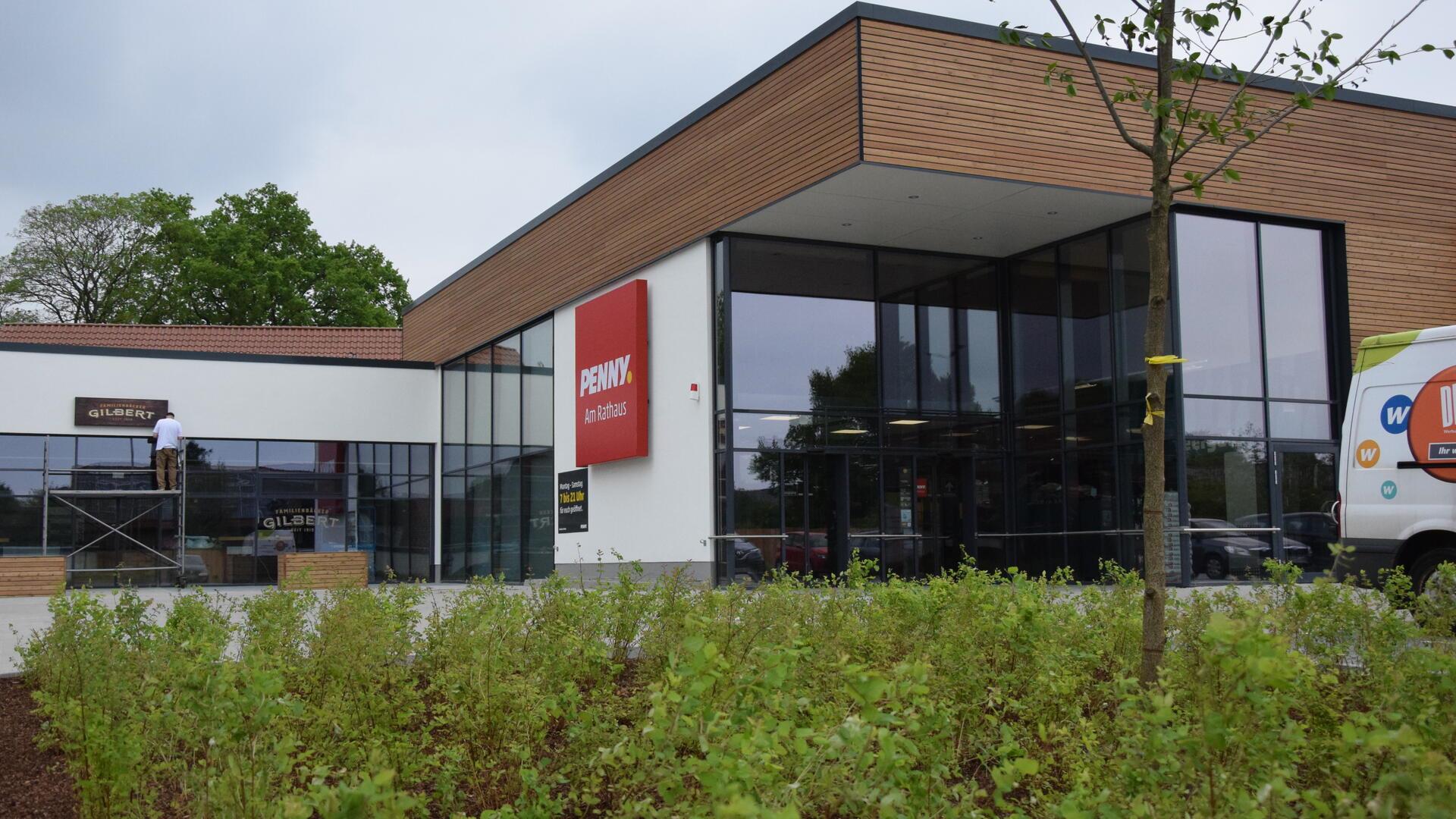 Der neue Selsinger Penny-Markt mit Café der Bäckerei Gilbert öffnet am 7. Mai seine Türen.