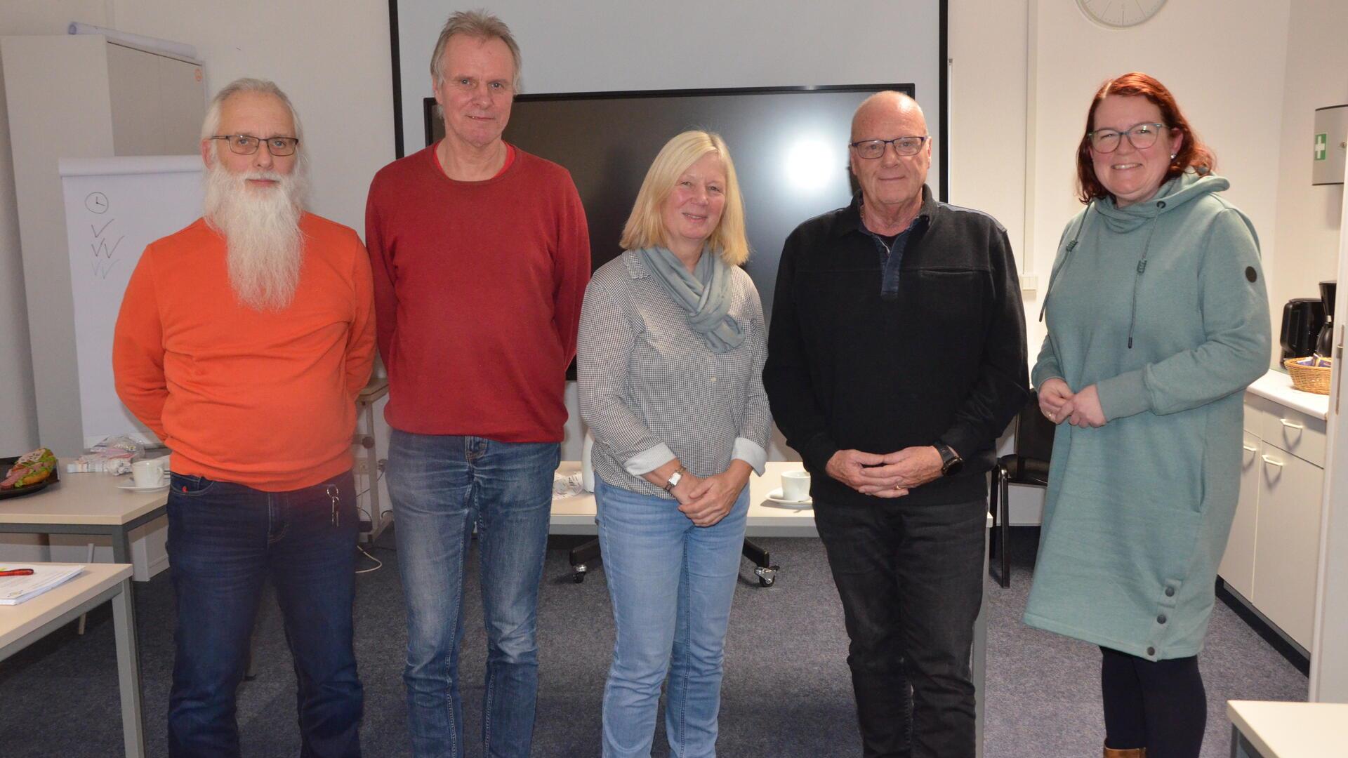 Der neue Vorsitzende Ede Schneider (von links) mit seinem Stellvertreter Jörg Biehl, Schatzmeisterin Dorit Knabbe, dem ehemaligen Vorsitzenden Eduard Gummich und der neuen Beisitzerin Jennifer Quell.