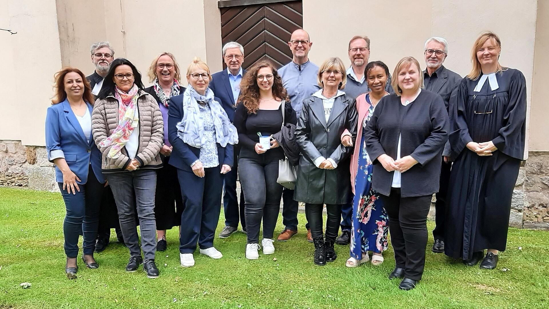 Der neue und der alte Kirchenvorstand der Kirchengemeinde Bramstedt.