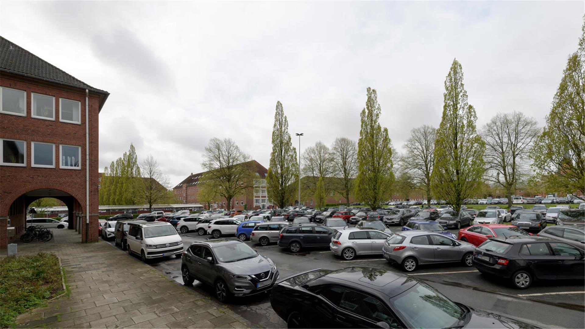 Der zukünftige Klimaparkplatz am Stadthaus. Foto: Masorat