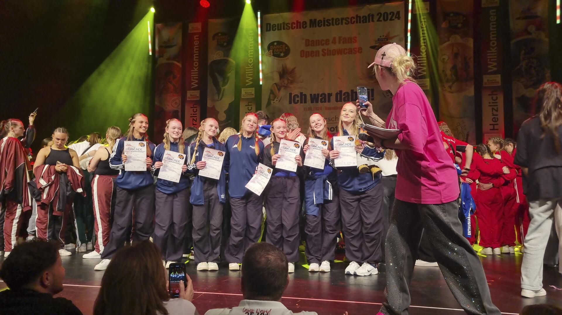 Die Tanzgruppe "Dynamics" gewann den 6. Platz, der deutschen "Videoclipdancing" Meisterschaft.