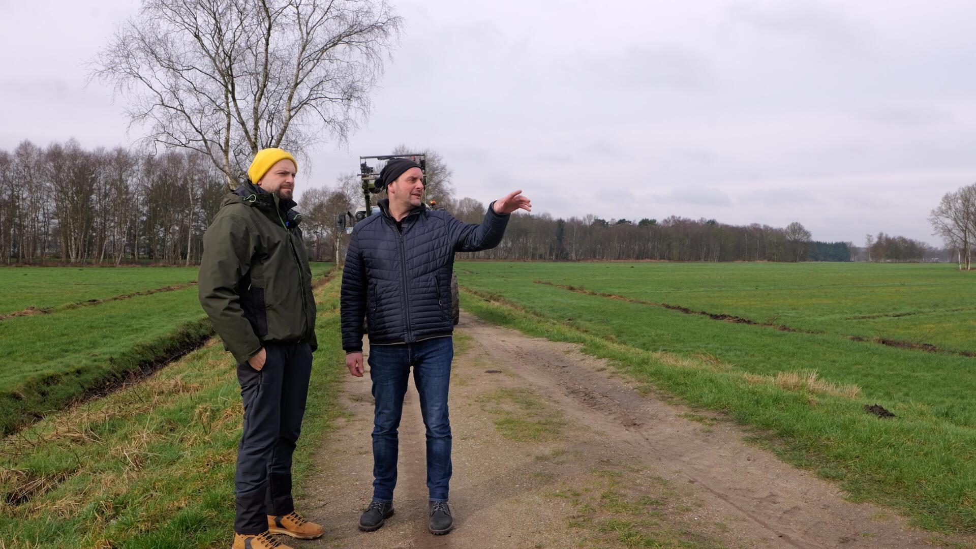 Die A20 würde auch die Flächen des Mehedorfer Landwirts Christoph Schlesselmann zerschneiden und direkt hinter seinem Wohnhaus entlangführen.