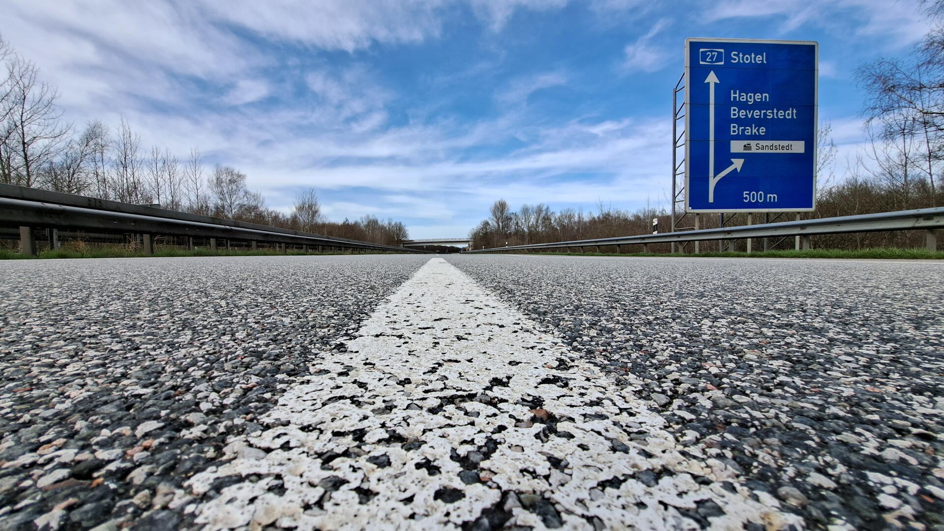 Die Abfahrt an der Autobahnanschlusstelle kann bald wieder befahren werden. 
