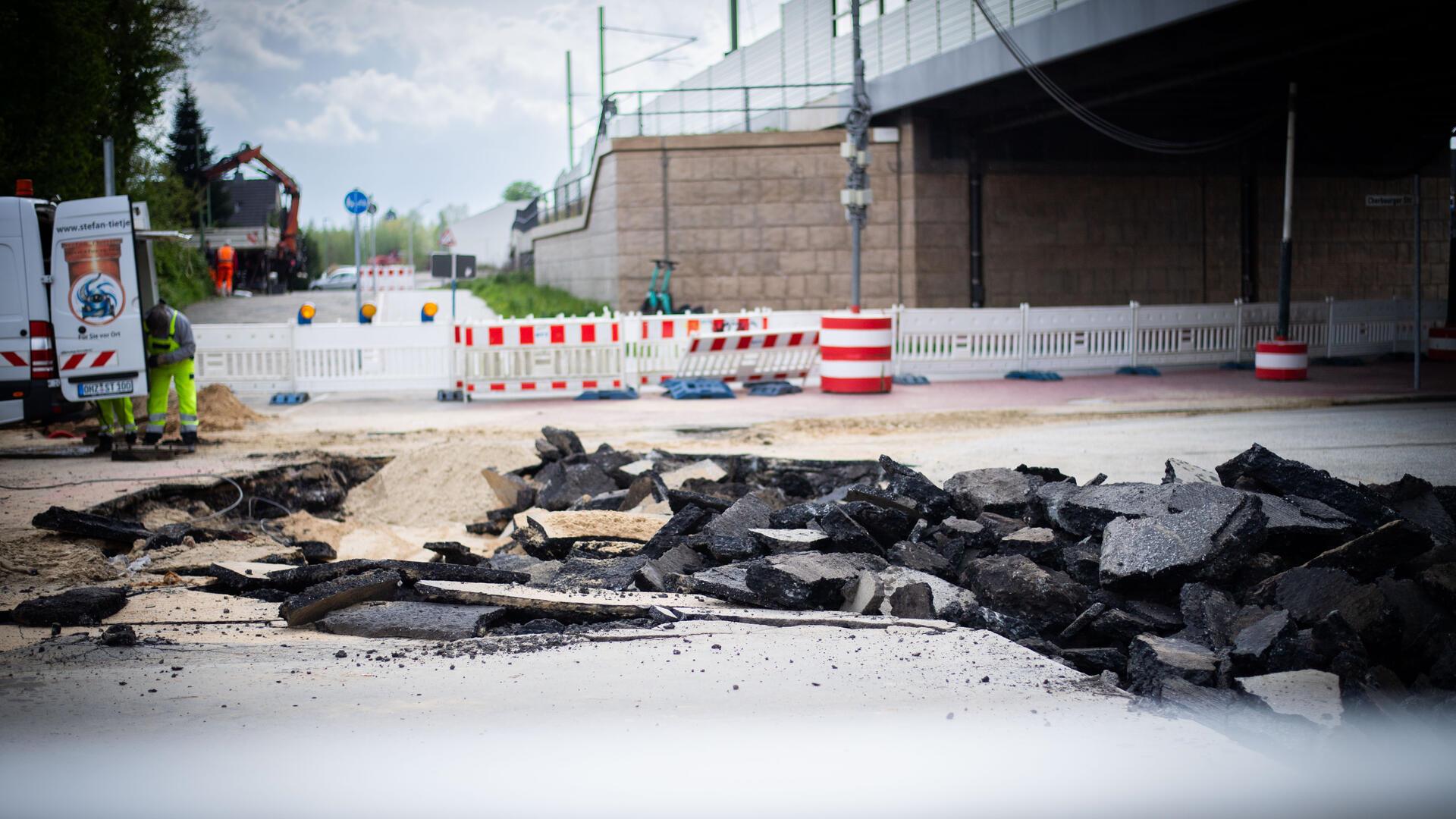 Die BEG hat ein Spülfahrzeug vor Ort, um eventuelle Schäden an der Kanalisation festzustellen.