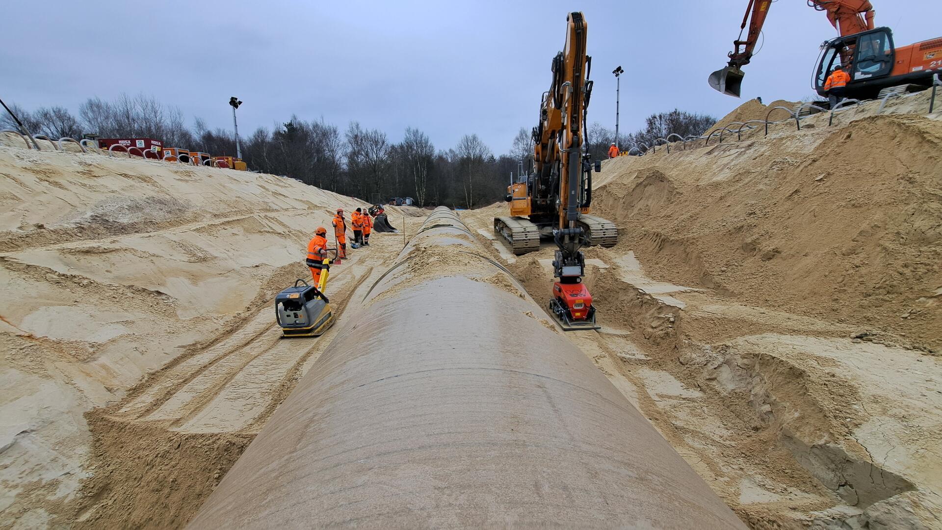 Die Vollsperrung der A 27 stellt für Schwerlasttransporte ein großes Problem dar. 