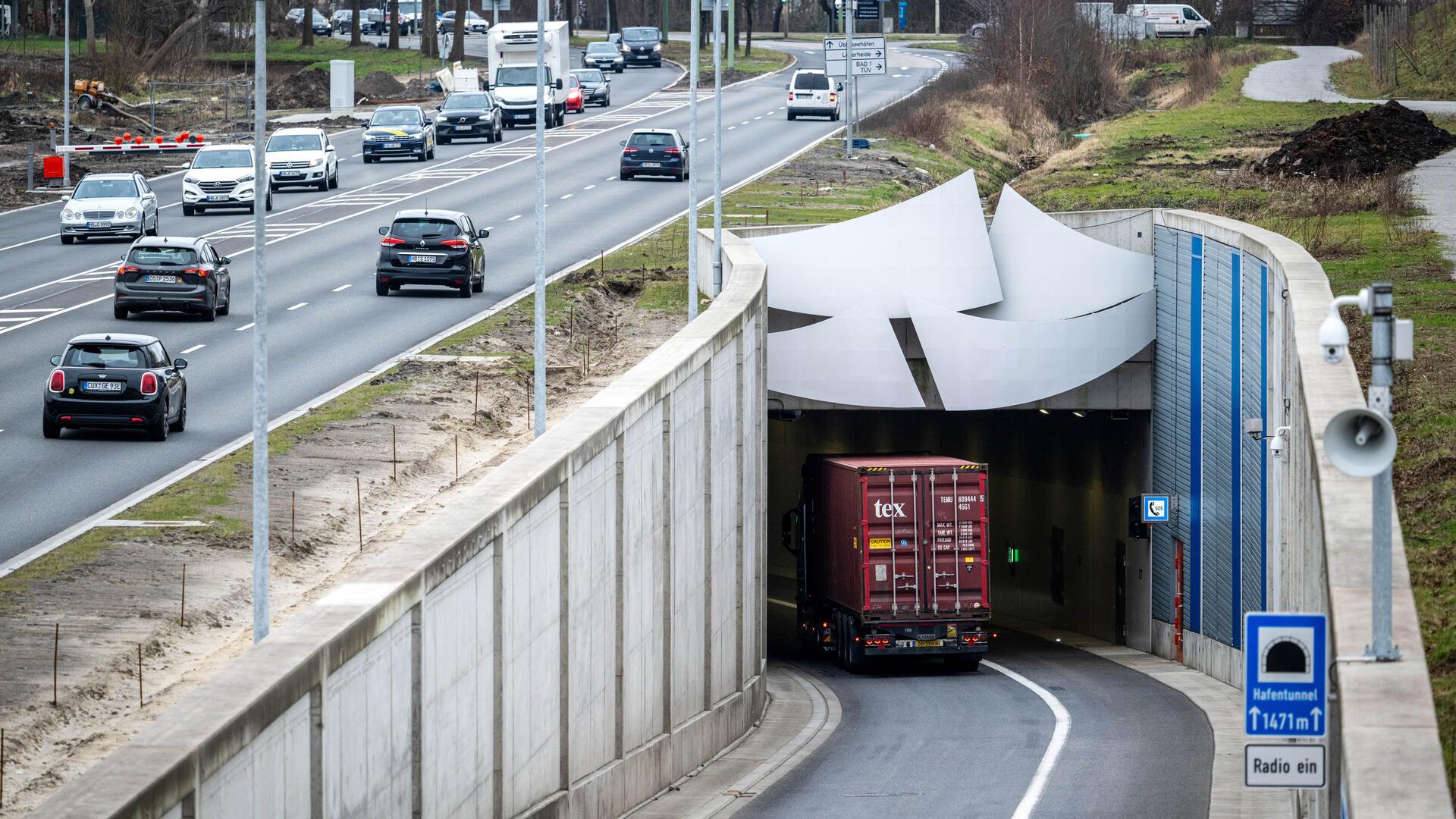 Die Brandmeldeanlage im Hafentunnel wurde ausgelöst.