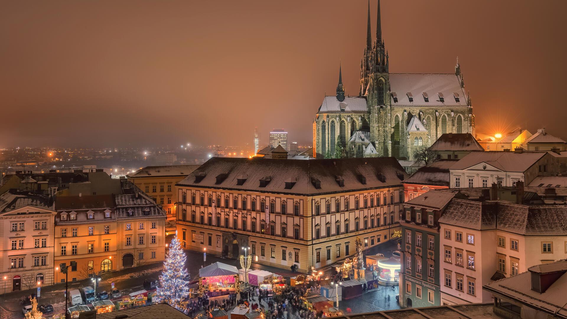 Die Kathedrale St. Peter und Paul ist das Wahrzeichen Brünns.