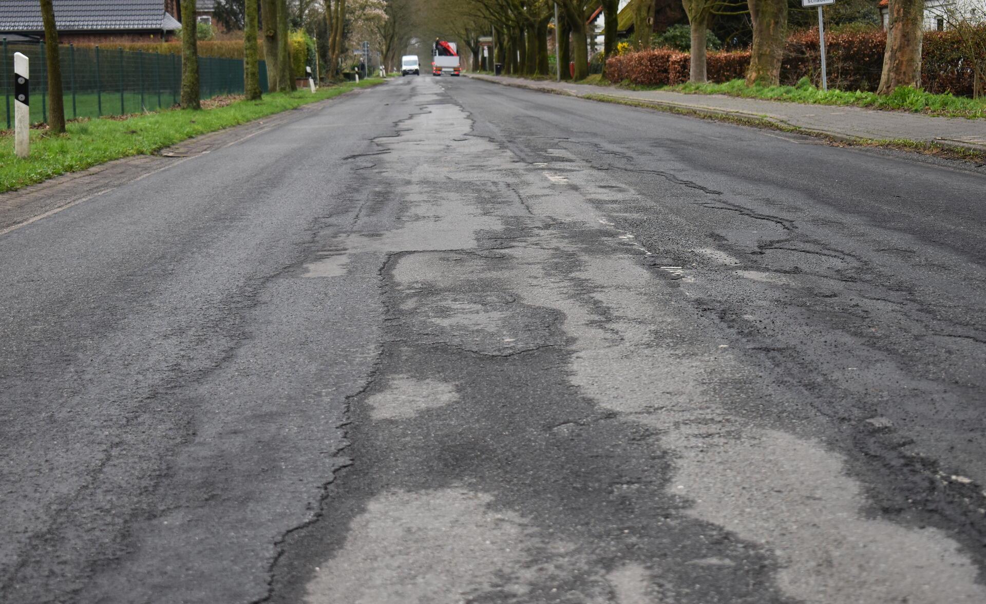 Schadhafte Fahrbahn