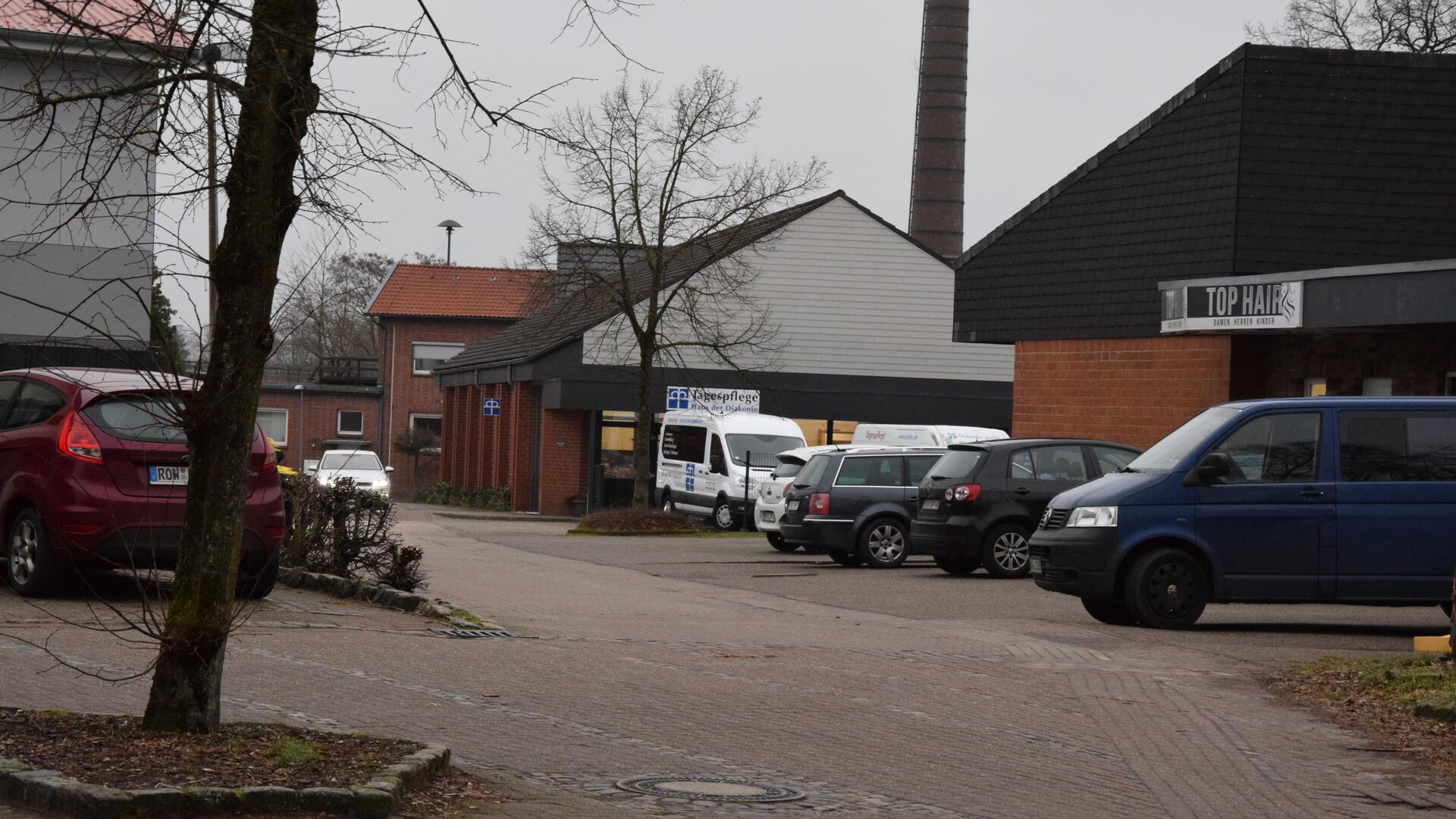 Die Sanierung und Umgestaltung der Alten Straße inklusive der Park-Areale gehört zu den größeren Projekten der Gemeinde Selsingen in diesem Jahr.