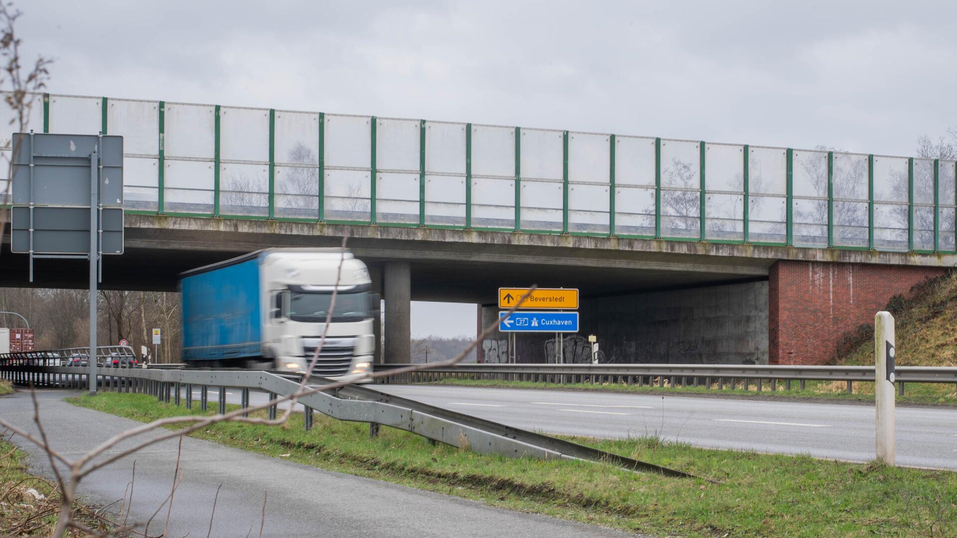 Die Tage der Autobahnbrücke in Wulsdorf sind gezählt.