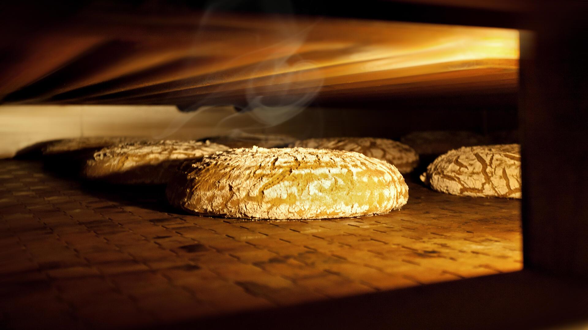 Die großen Backöfen werden in der Stadtbäckerei Engelbrecht mit Gas betrieben. In der Nacht zu Donnerstag blieben sie kalt.