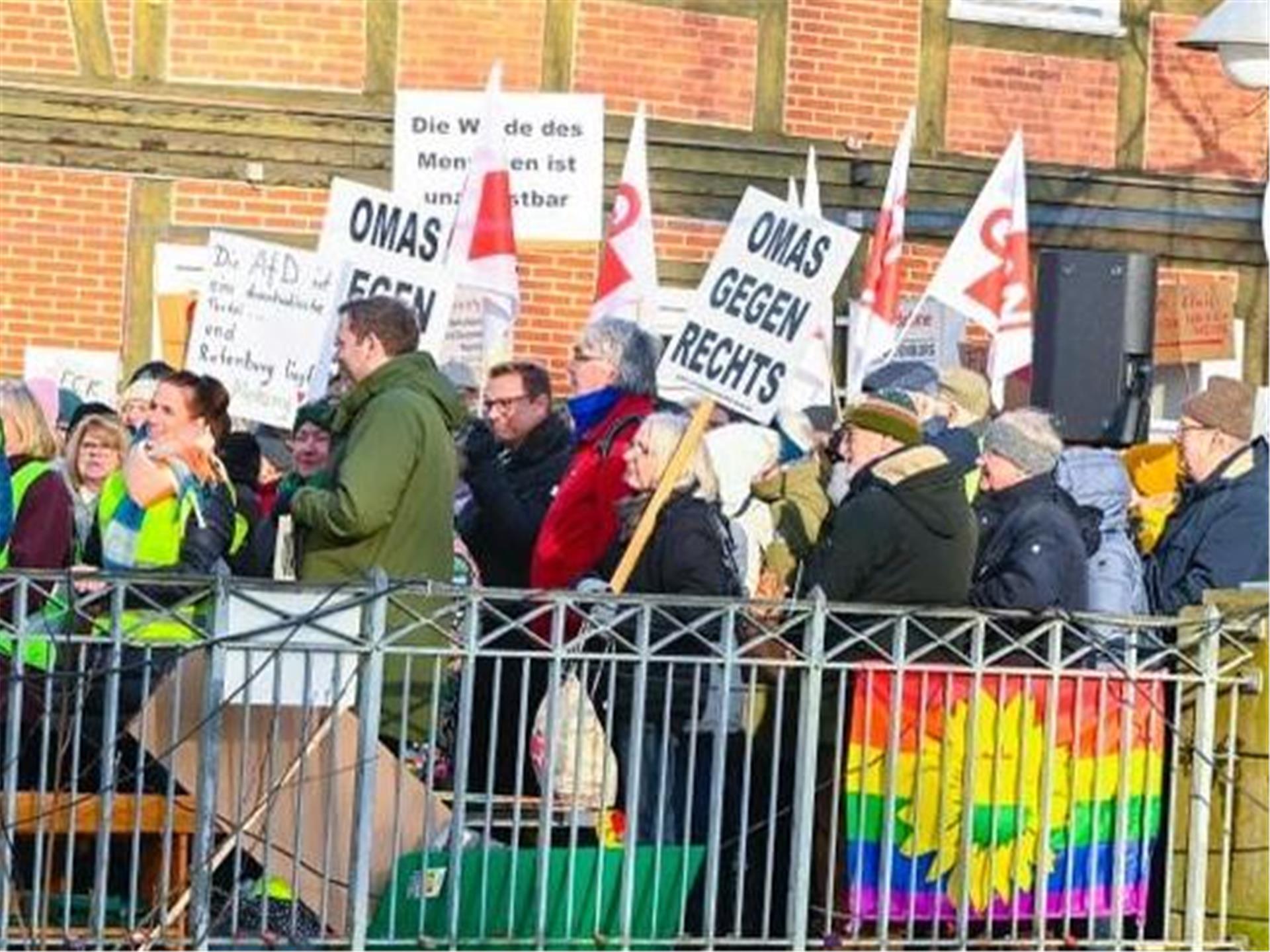 Die zweite kreisweite Demonstration gegen Rechts im Landkreis Rotenburg findet am Samstag in Zeven statt.