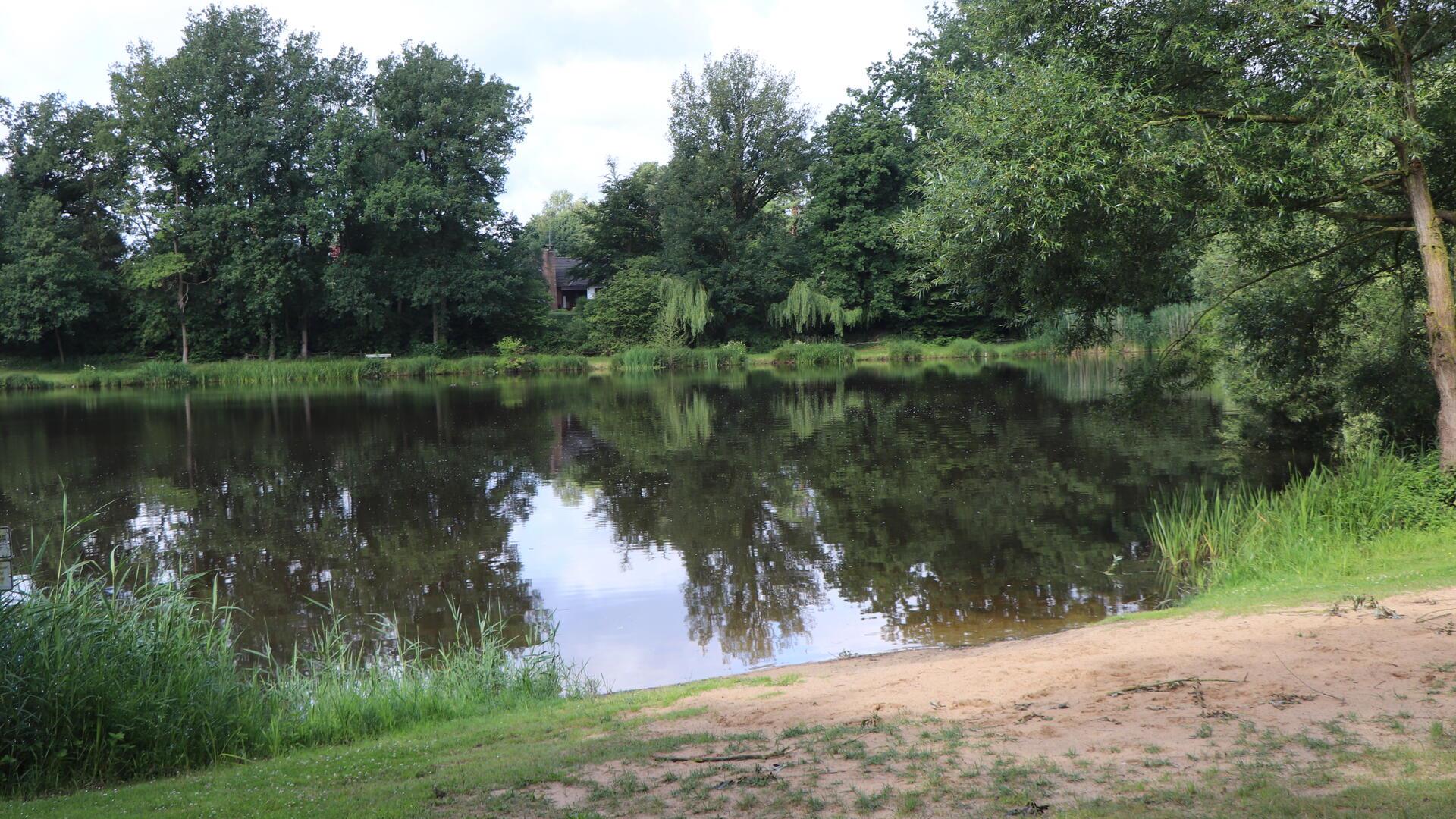 Das Foto zeigt den Birkensee in Weertzen. 