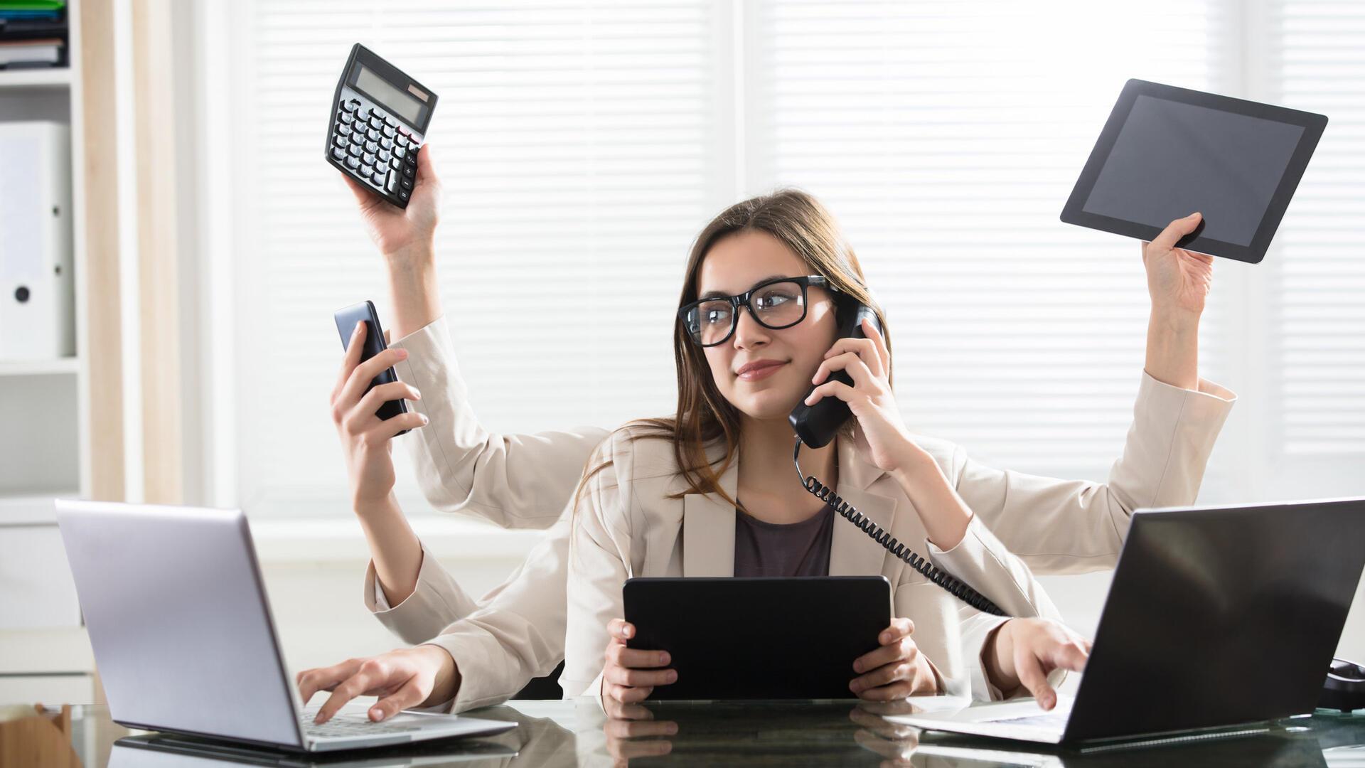 Multitasking erhöht den Stresspegel, und die Qualität der Arbeit leidet.