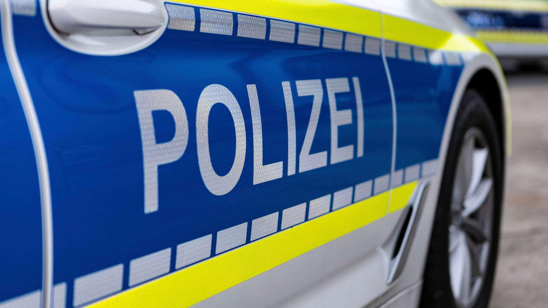 Eine Streifenwagenbesatzung hat eine 34-jährige Autofahrerin in Zeven gestoppt, die zu tief ins Glas geschaut hatte.