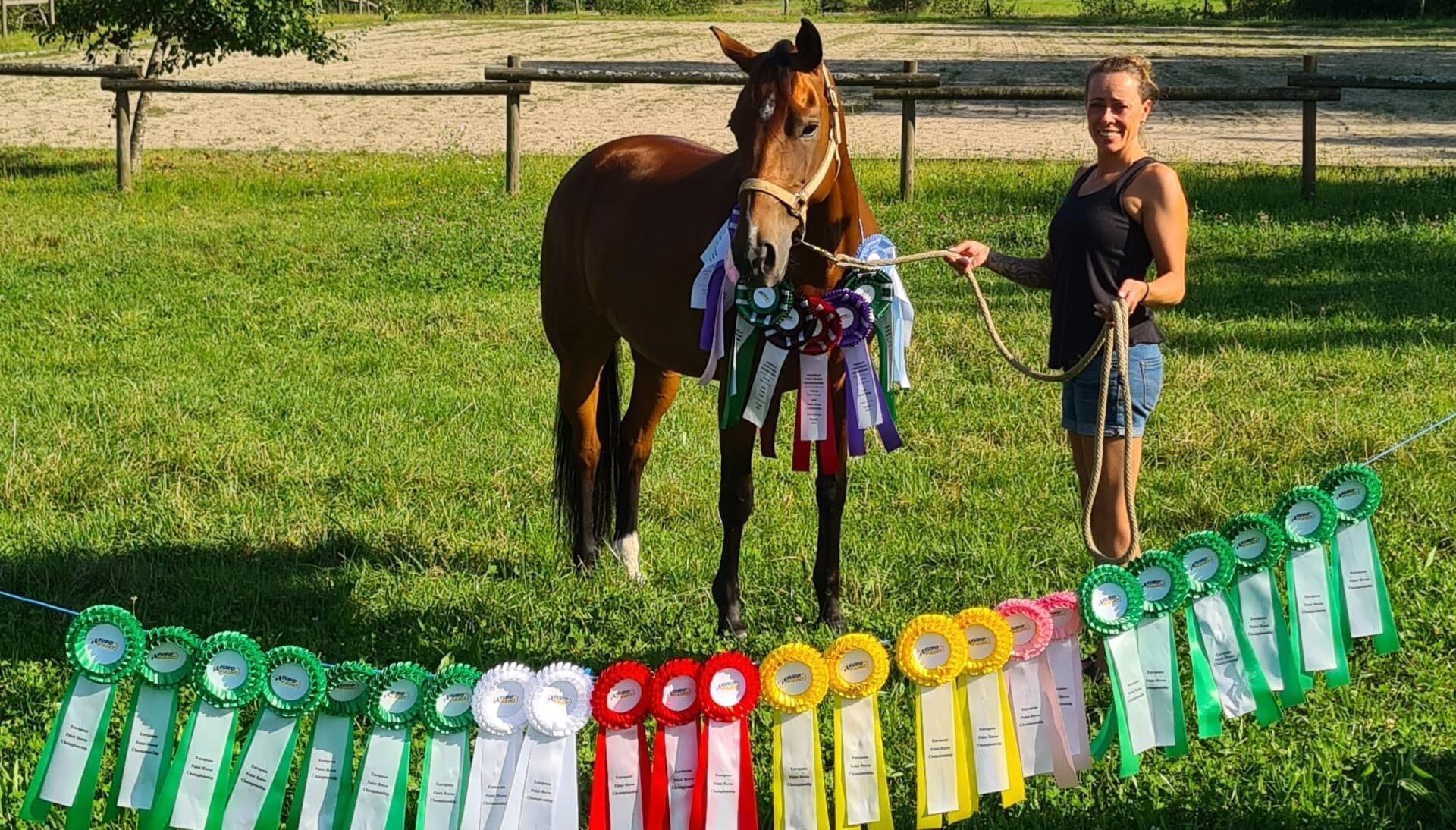 Erfolgreich unterwegs: Sabrina Busch und ihr Pferd "Queeny".