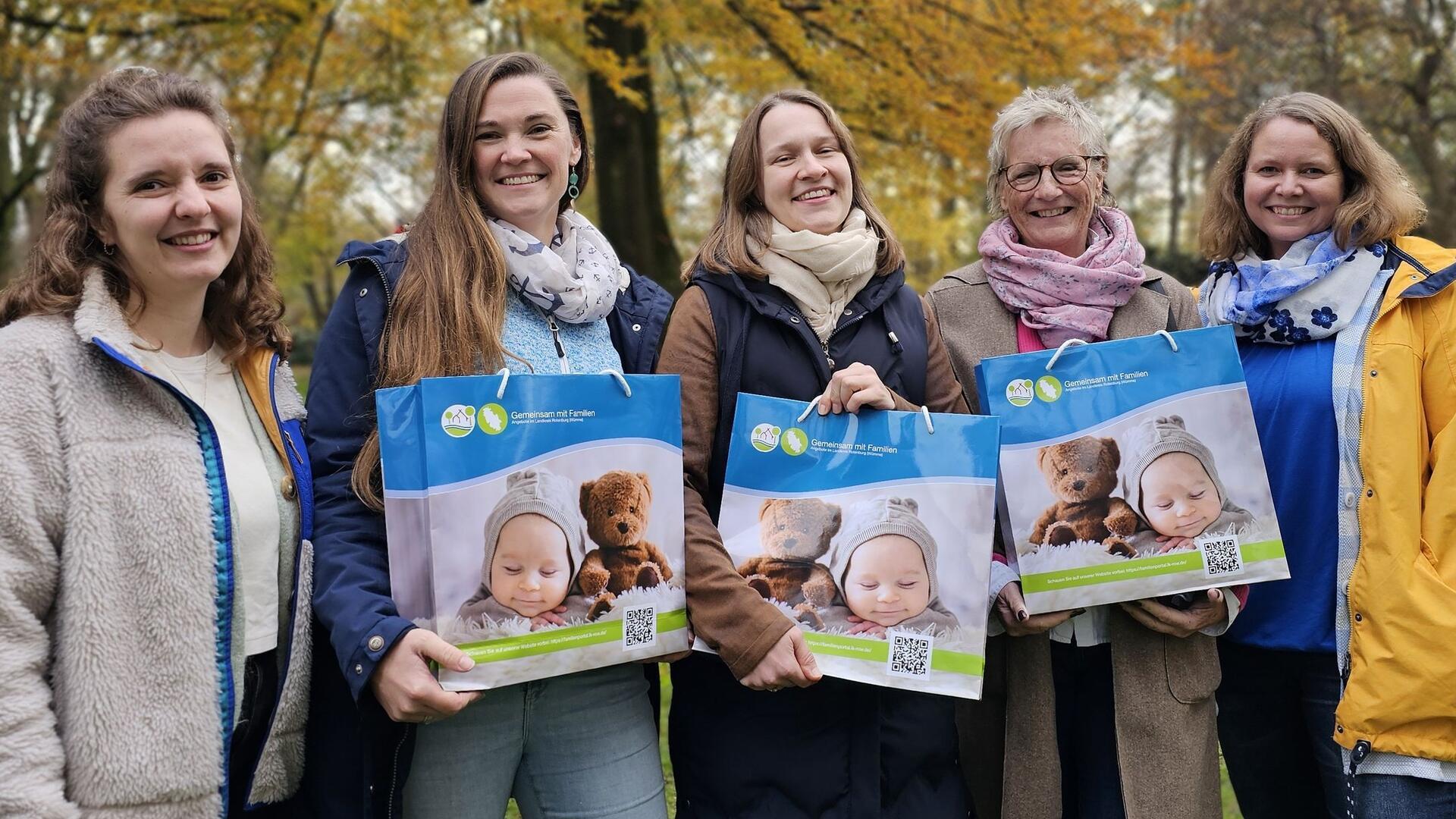 Gruppenfoto mehrere Frauen