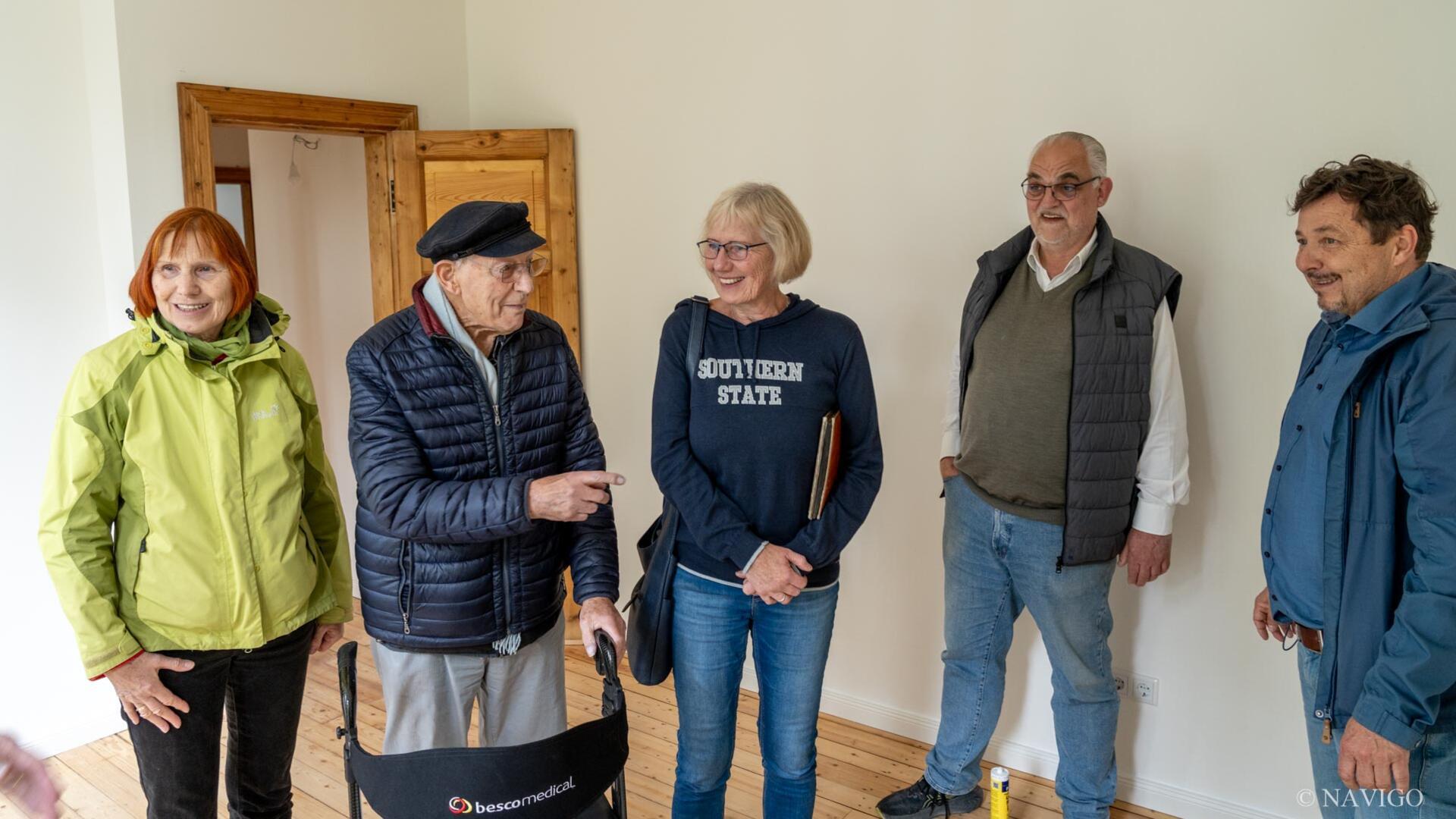 Besichtigung im sanierten Altbau