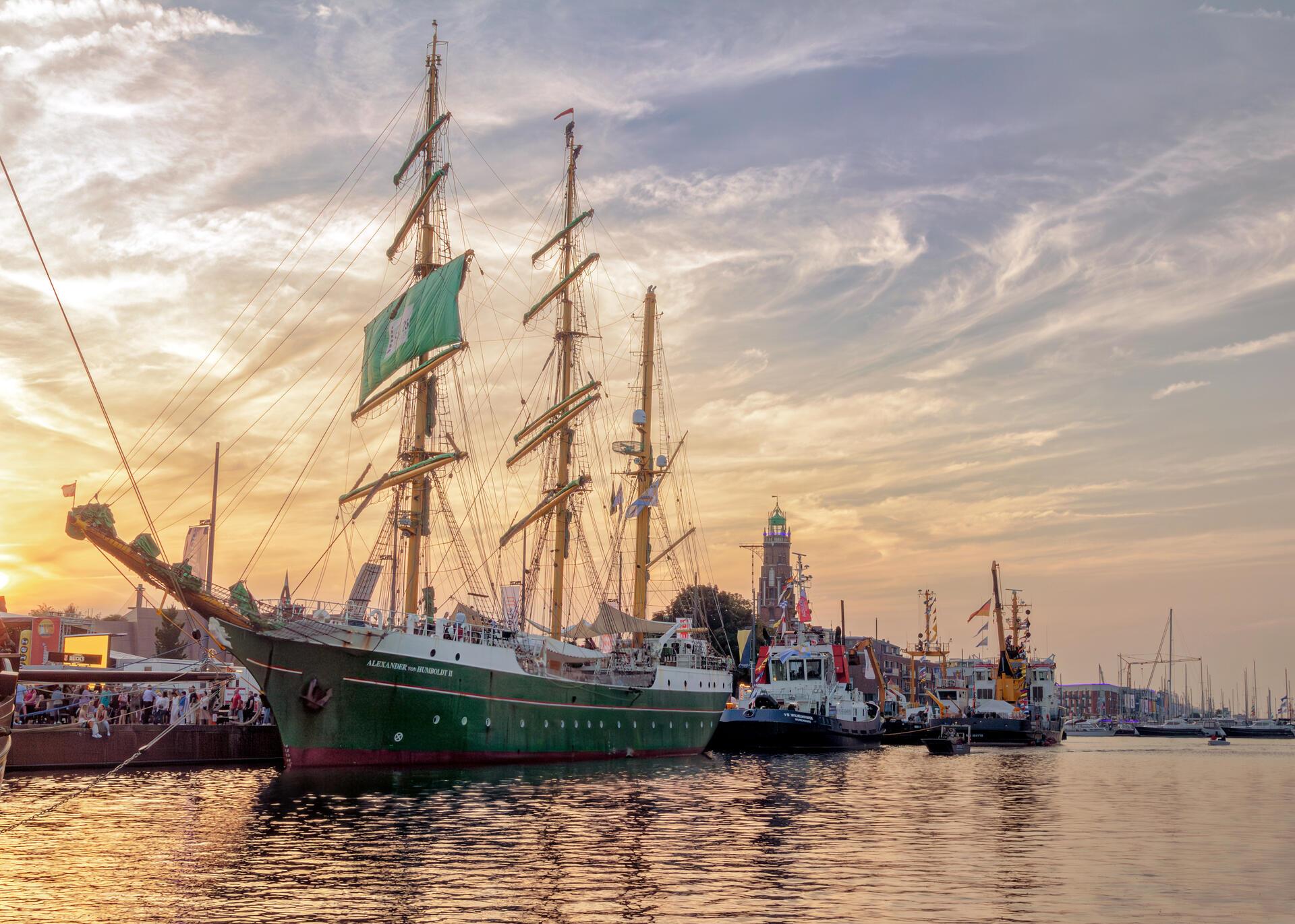 Heimspiel für die Alex II: Der Segler macht bei den Maritimen Tagen im Neuen Hafen fest.