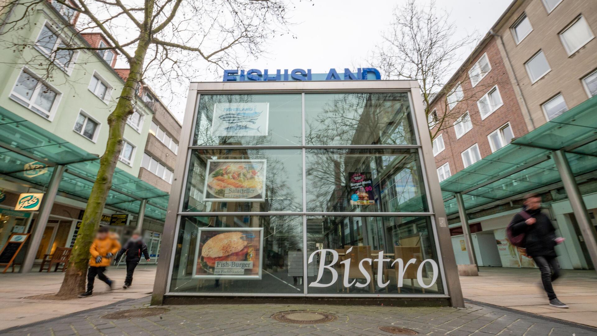 Im geschlossenen Fisch-Bistro von Abelmann in der Fußgängerzone entsteht bald ein zweites Burgermeister Schmitzz. 
