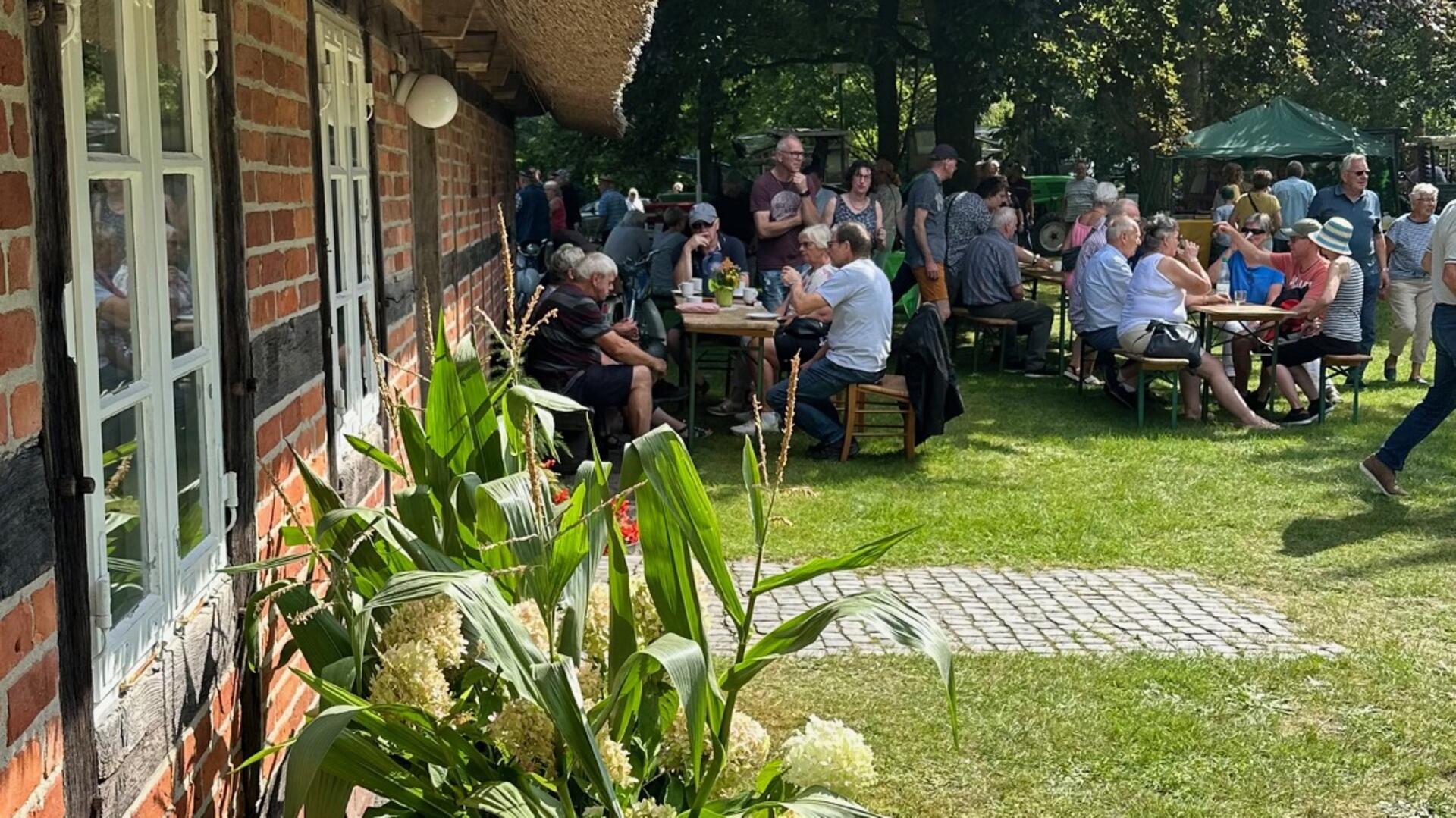 Im und rund um das Hüßelhus in Sandbostel findet das Sommerfest am 18. August statt.