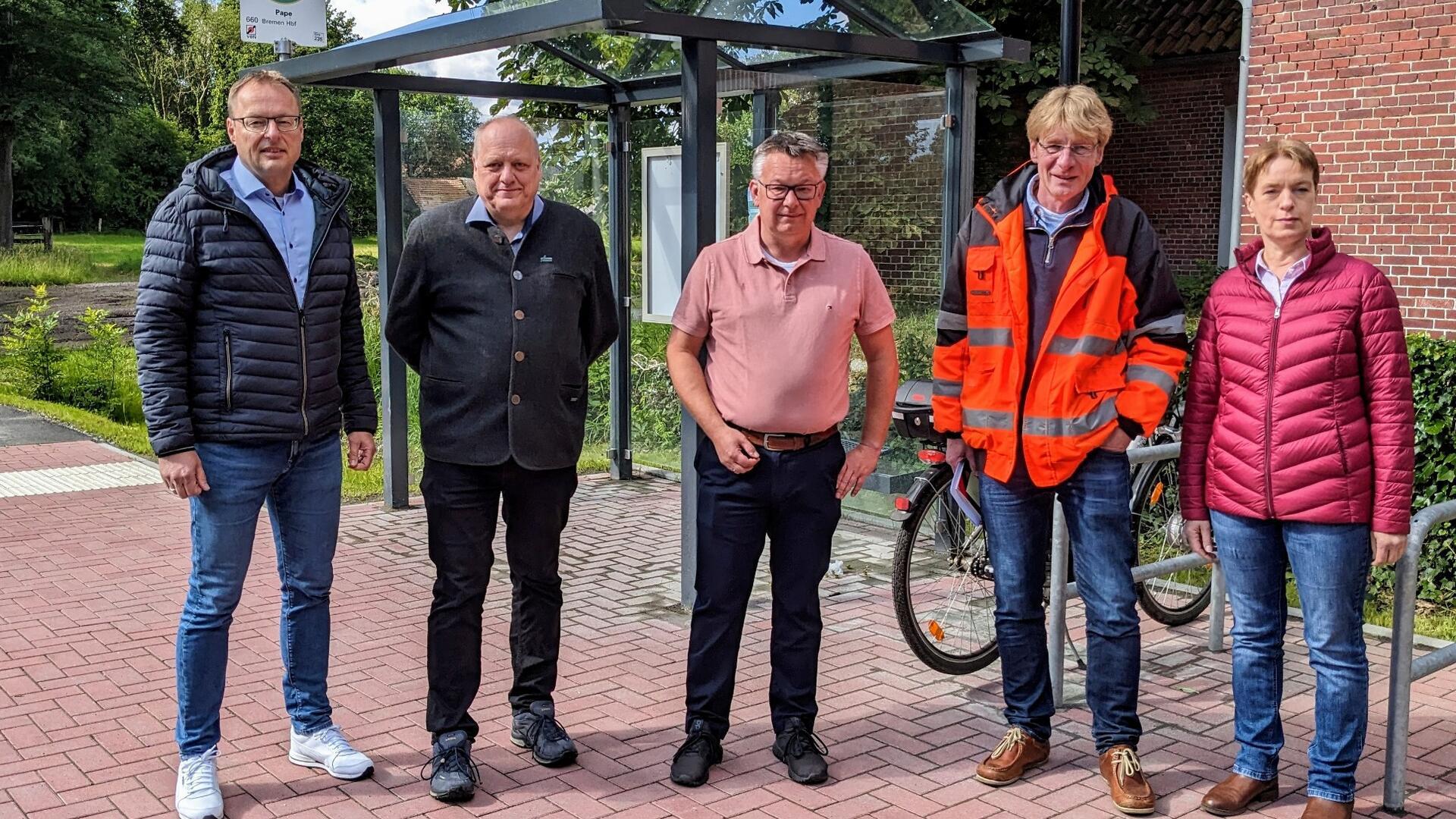 Imke Husmann, Jörn Deharde, Andreas Wittenberg, Ralf Mehrtens und Carsten Gerken (von rechts)