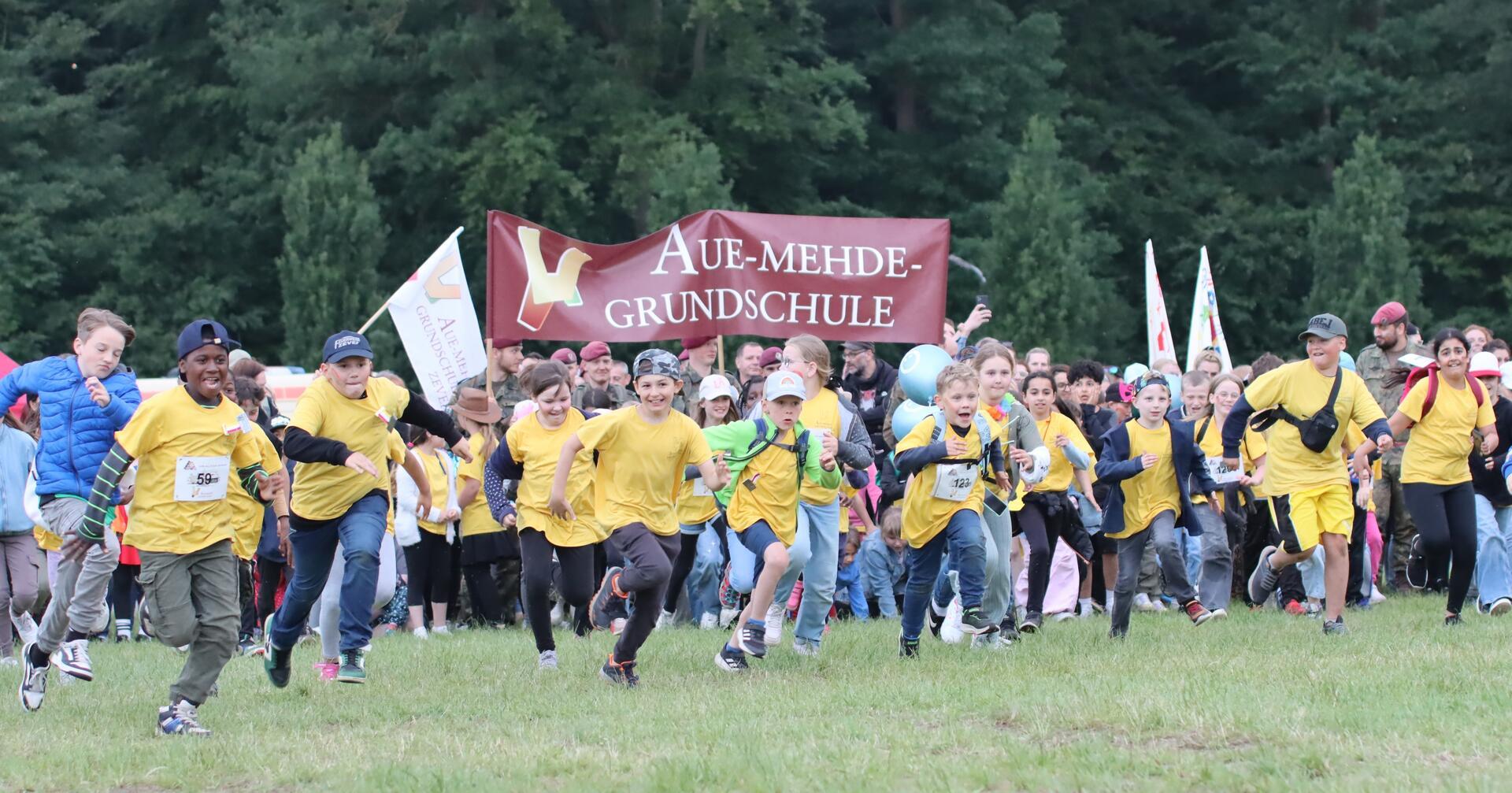 Impressionen vom letzten Tag der Veranstaltung mit Defilee und Pokalübergabe: So...