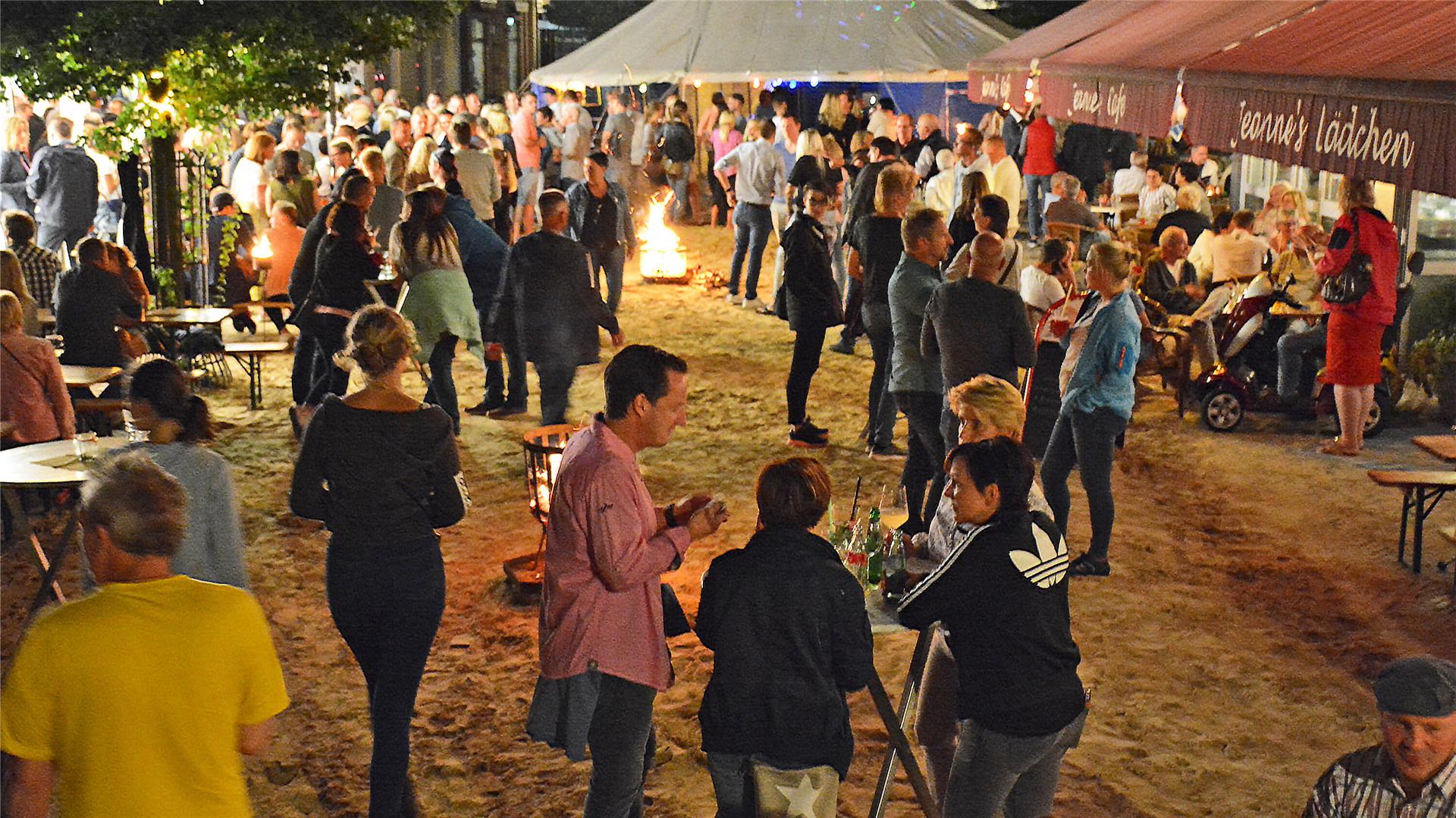 Fest an der Welle 2018 in der Zevener Fußgängerzone.