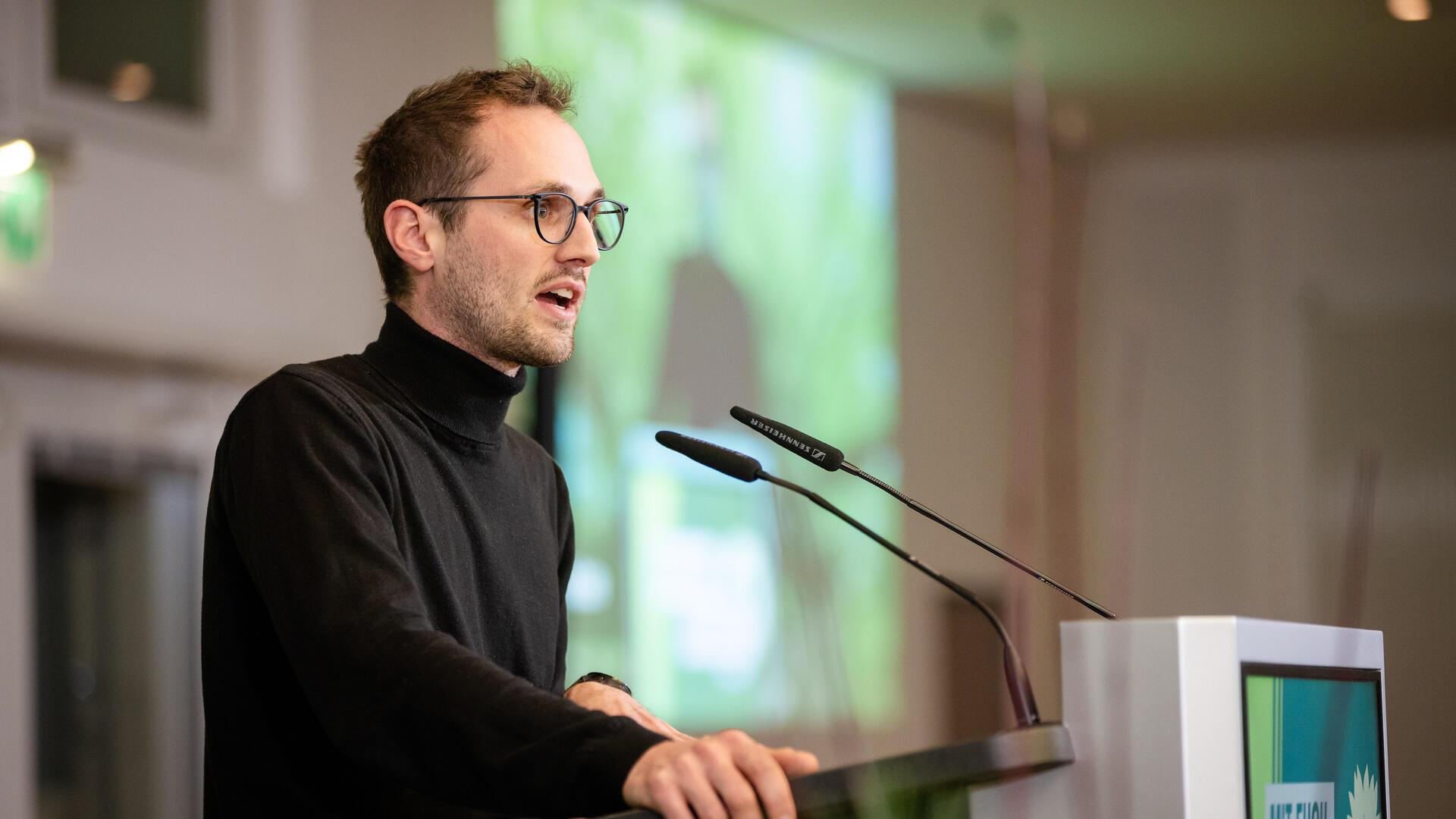 Joachim Fuchs sichert sich Platz 16 auf der Landesliste der Grünen.