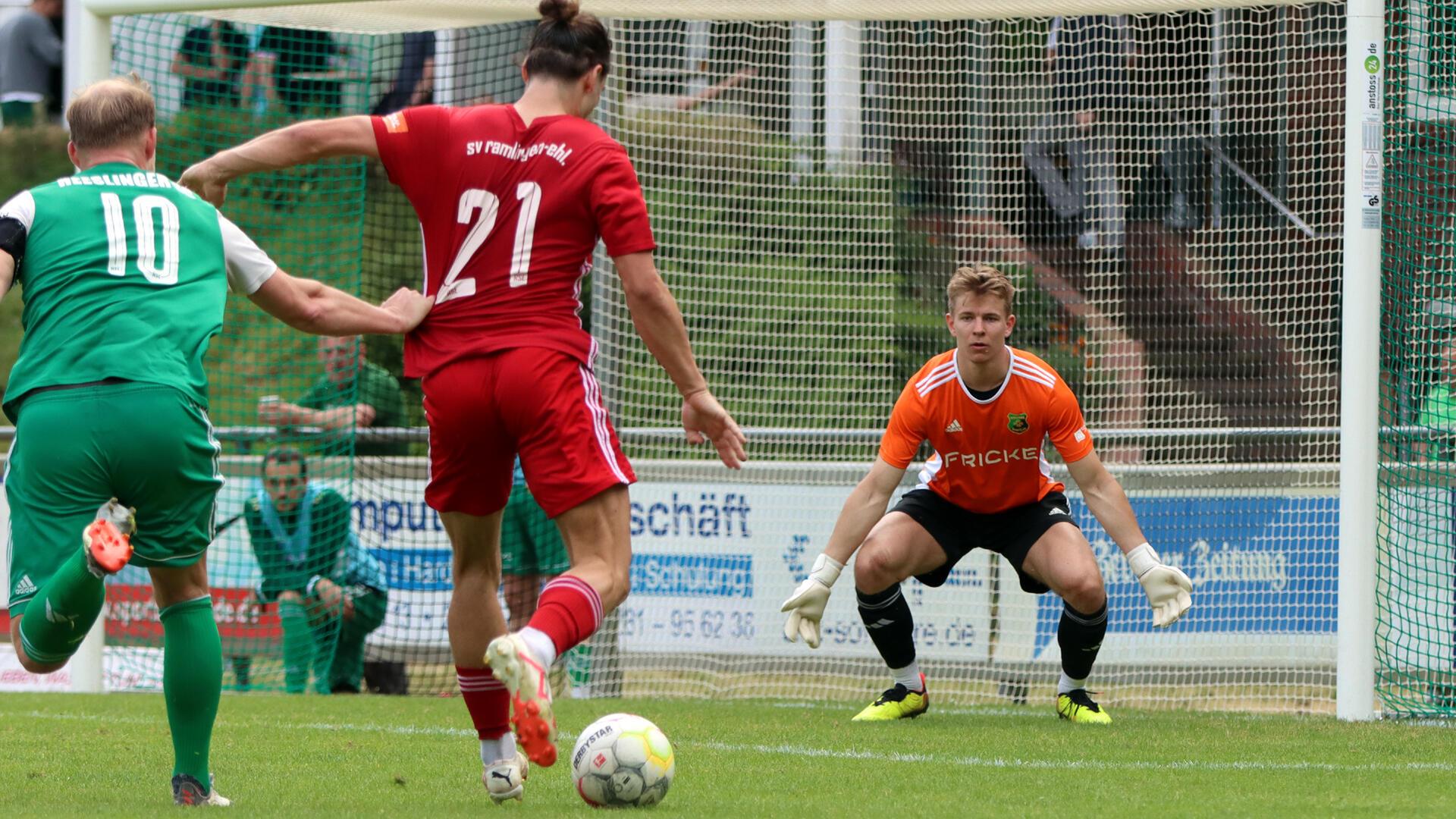 Keeper Leander Hoppenrath hat sich für einen Verbleib beim HSC entschieden.